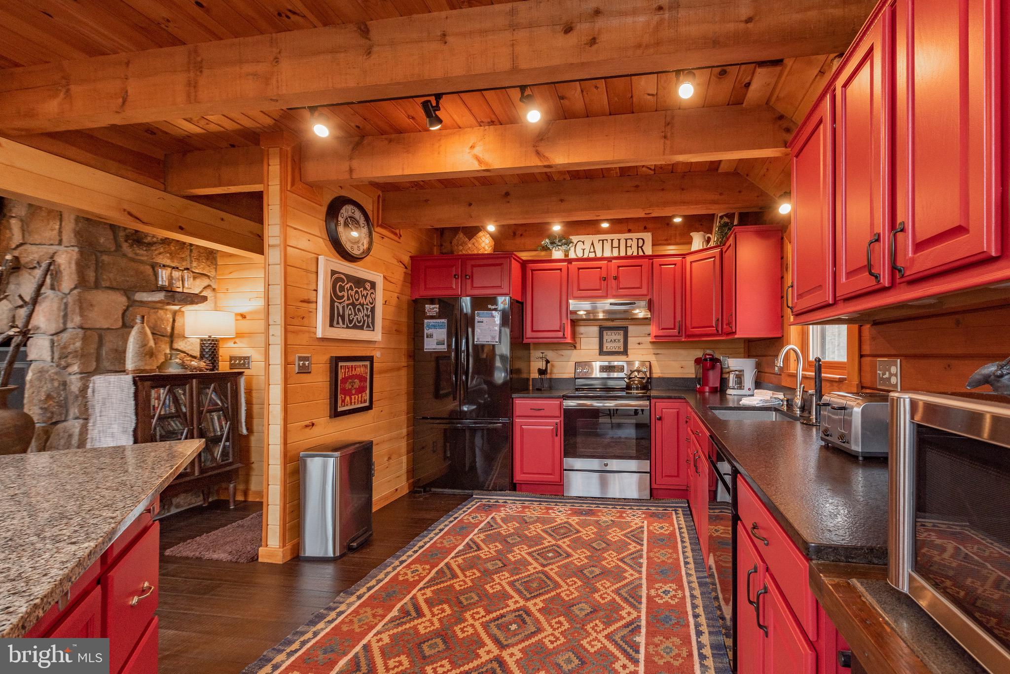 THOUSAND ACRES - Residential