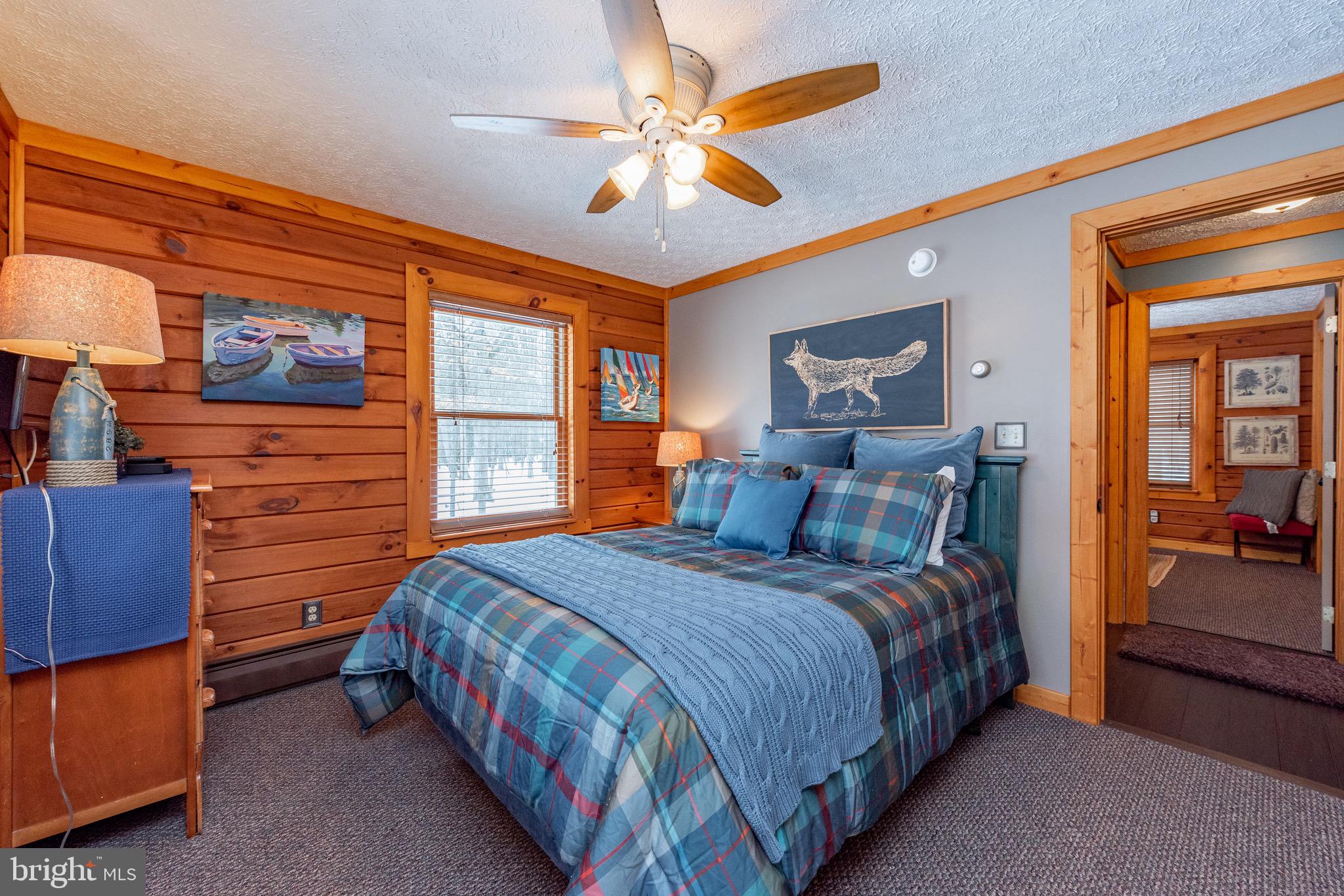 THOUSAND ACRES - Residential