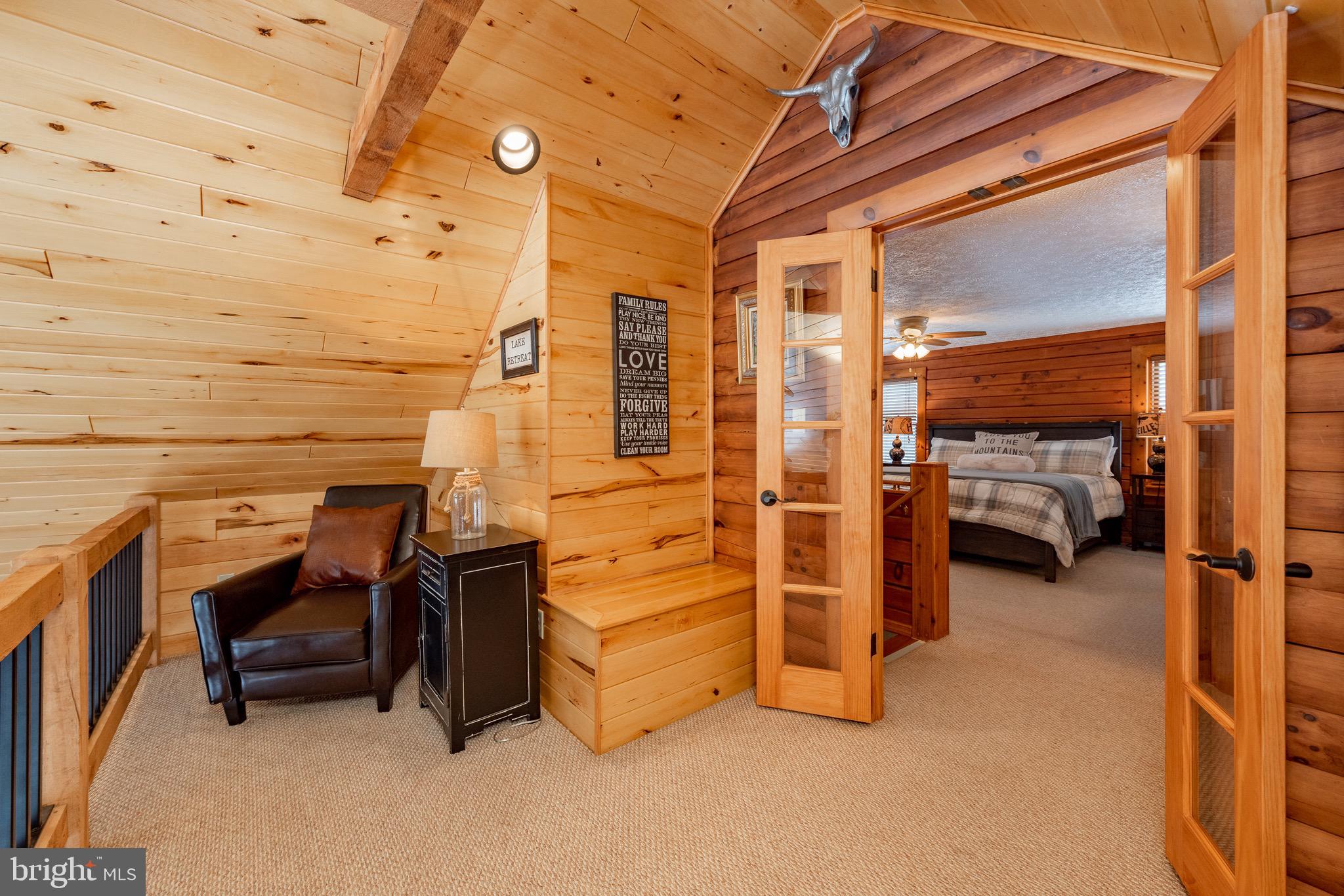 THOUSAND ACRES - Residential