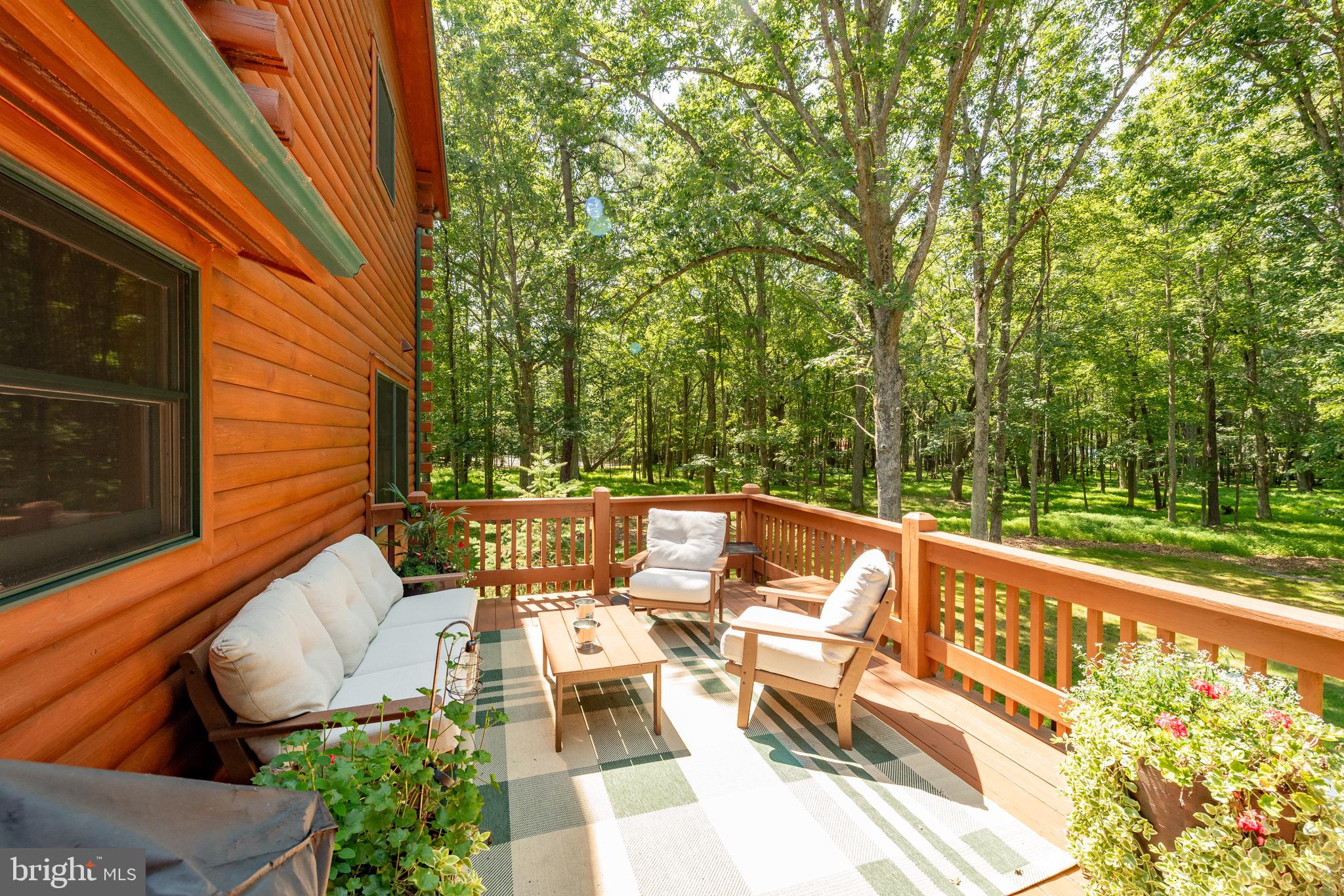 THOUSAND ACRES - Residential