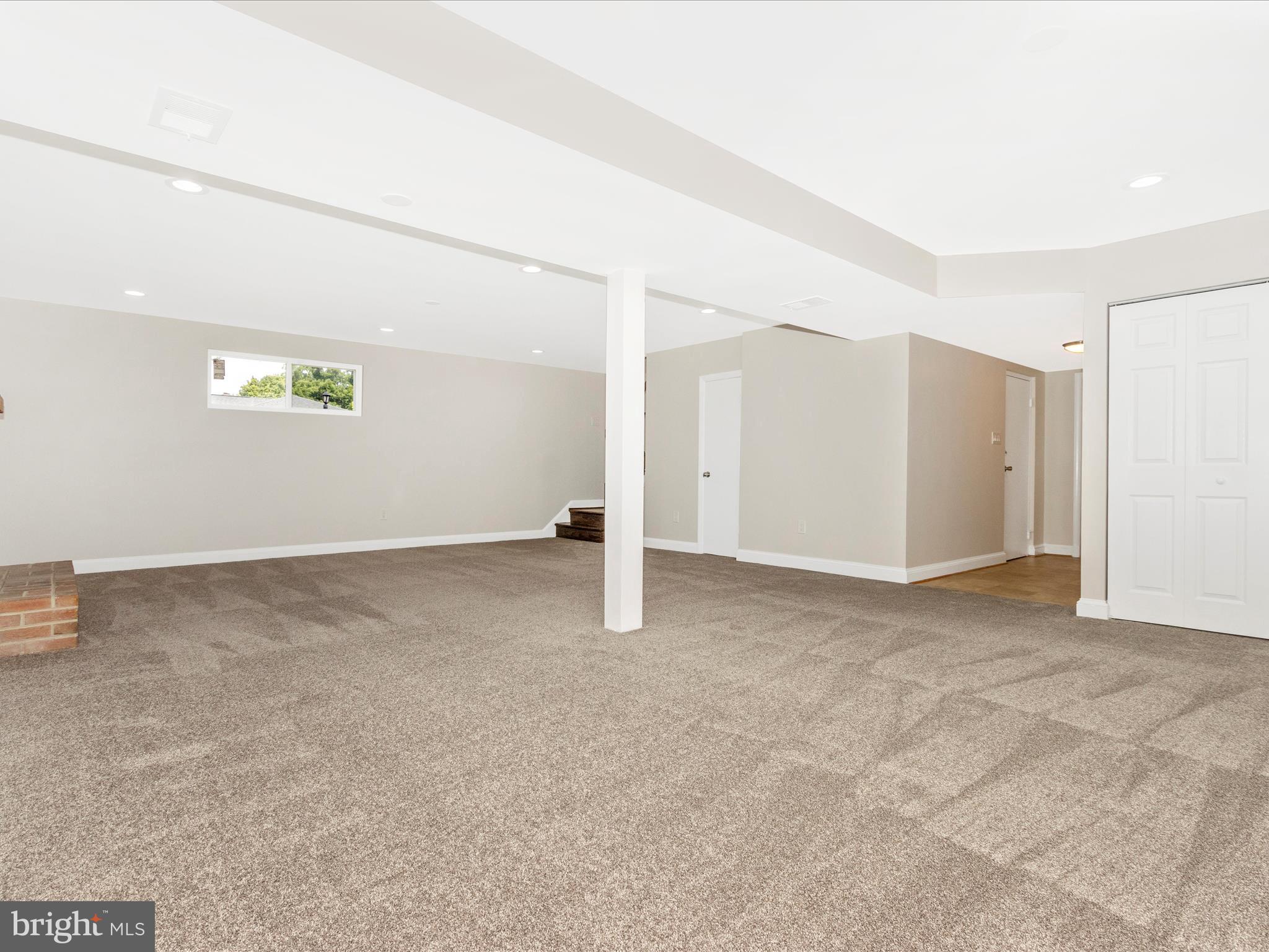 HILLCREST TERRACE - Residential