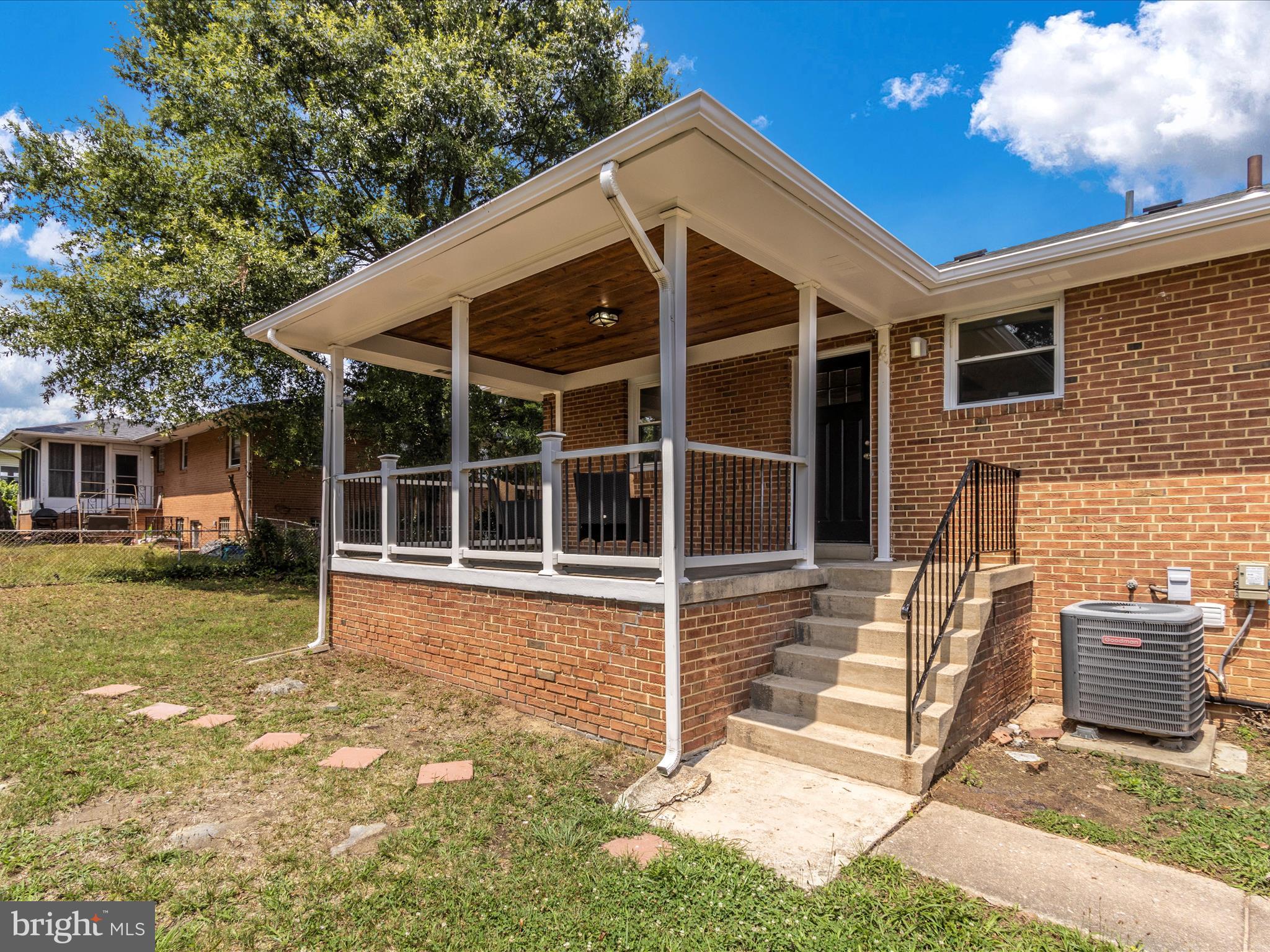 HILLCREST TERRACE - Residential