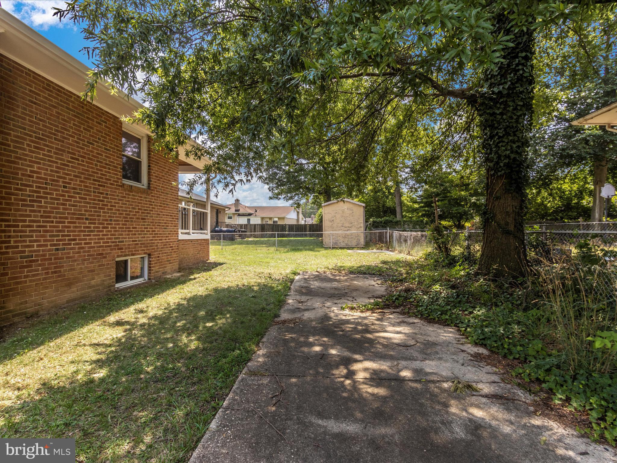 HILLCREST TERRACE - Residential