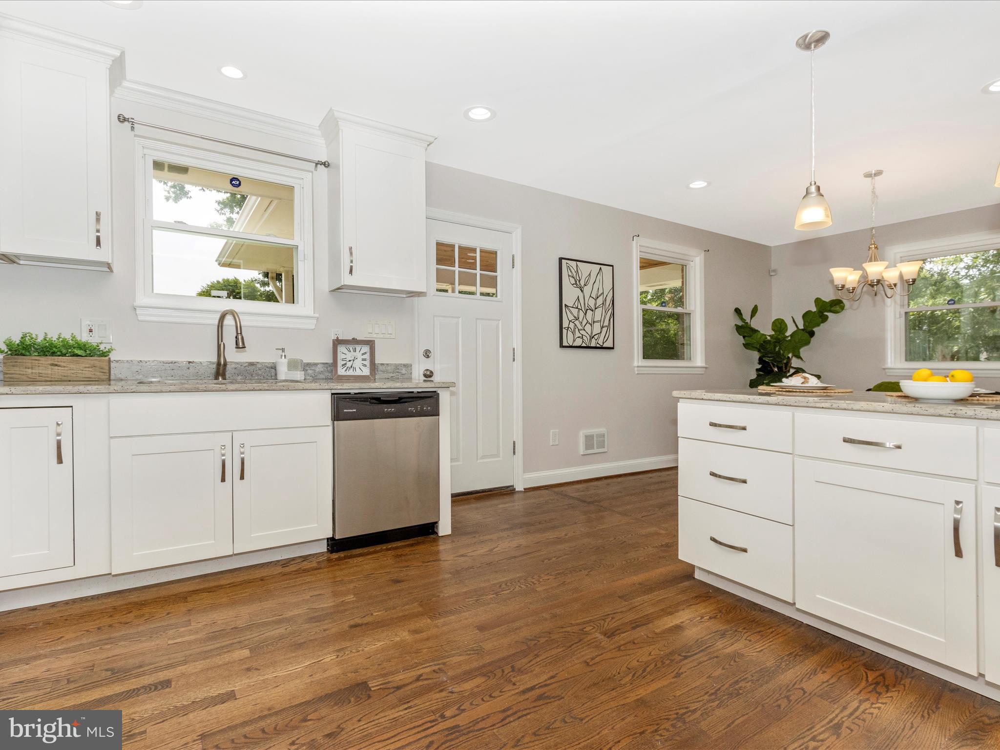 HILLCREST TERRACE - Residential