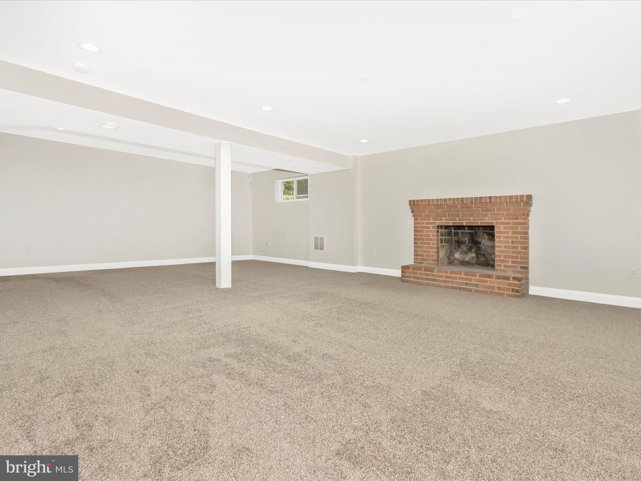 HILLCREST TERRACE - Residential