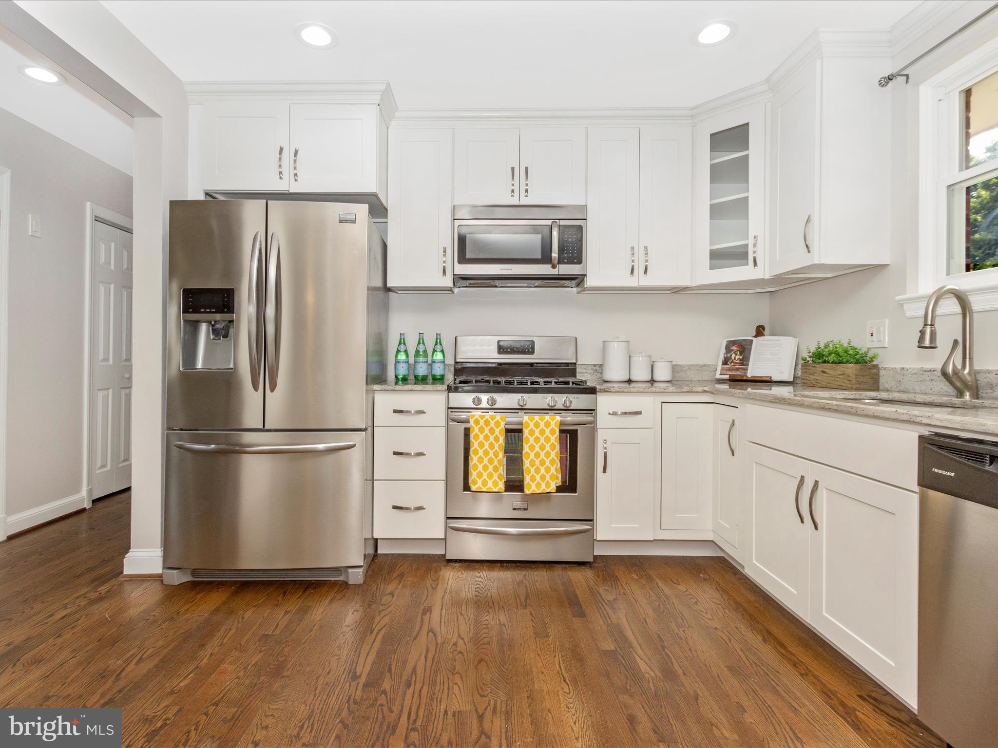 HILLCREST TERRACE - Residential