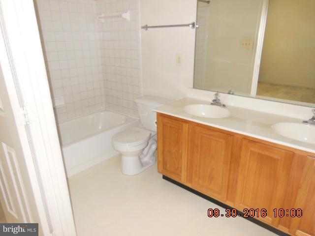 LAKEWOOD EST SUB - Residential