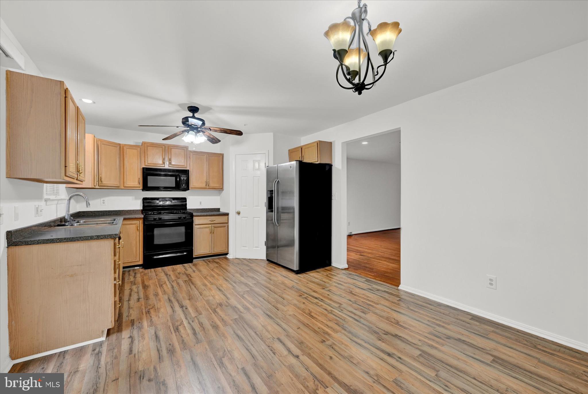 ROSEDALE - Residential