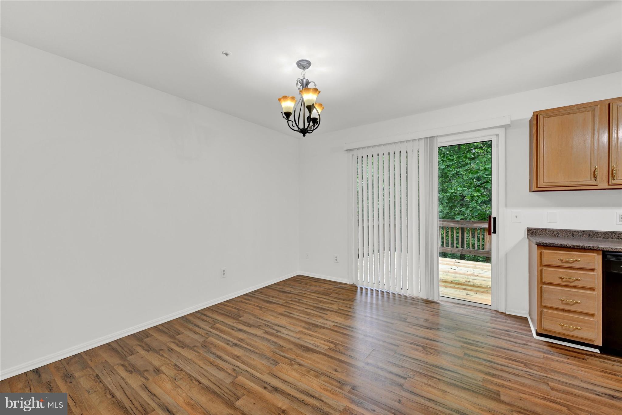 ROSEDALE - Residential