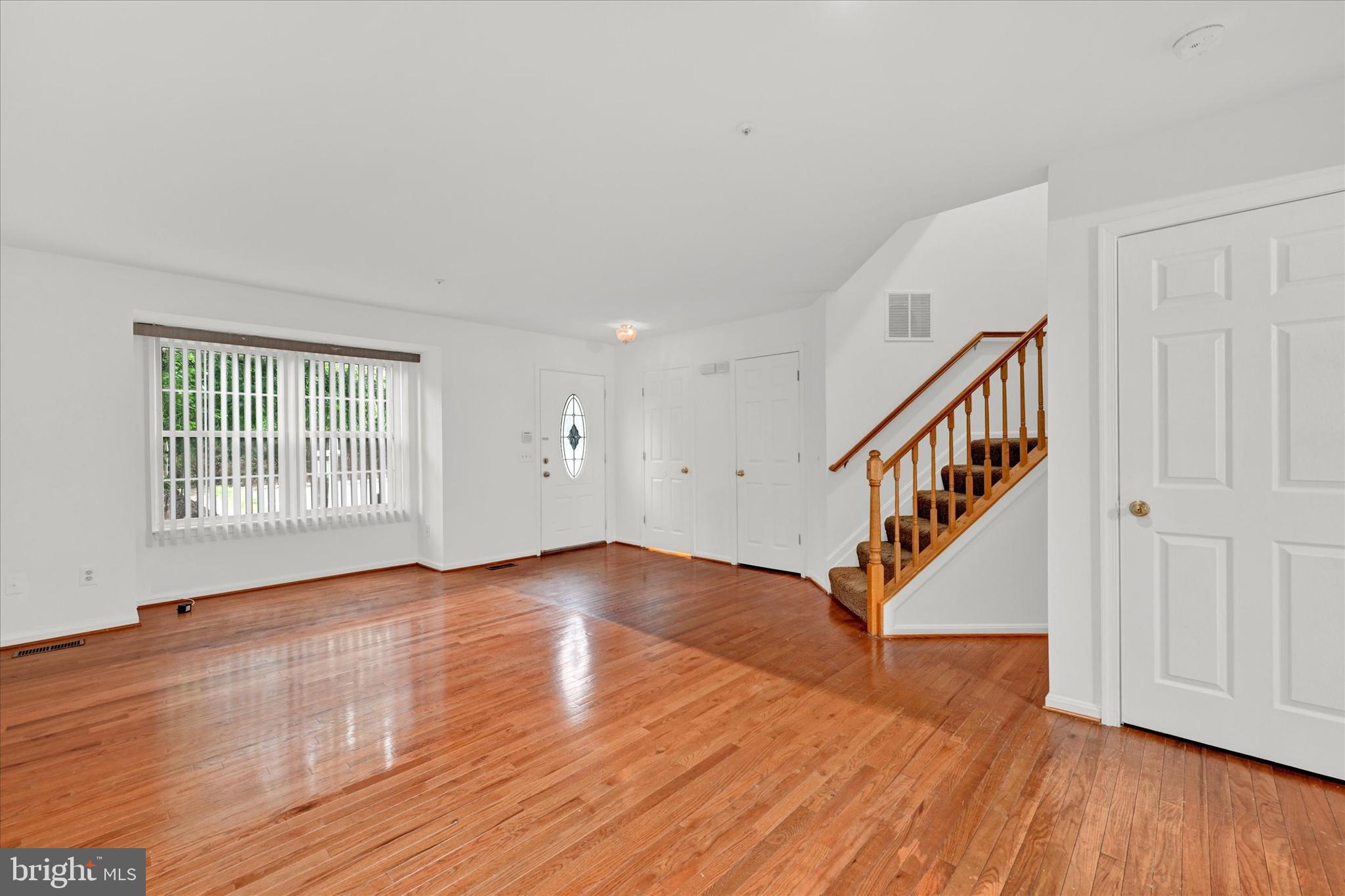 ROSEDALE - Residential