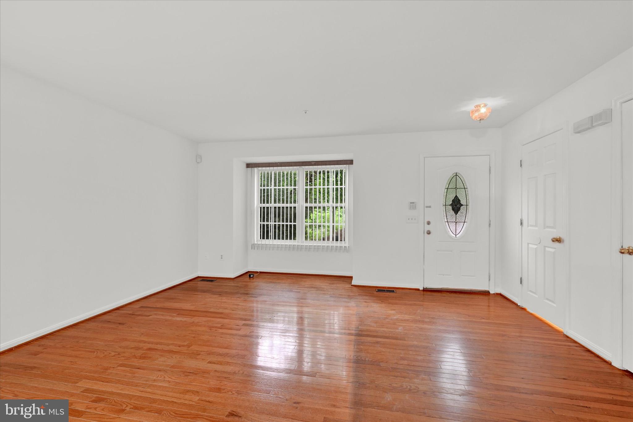 ROSEDALE - Residential