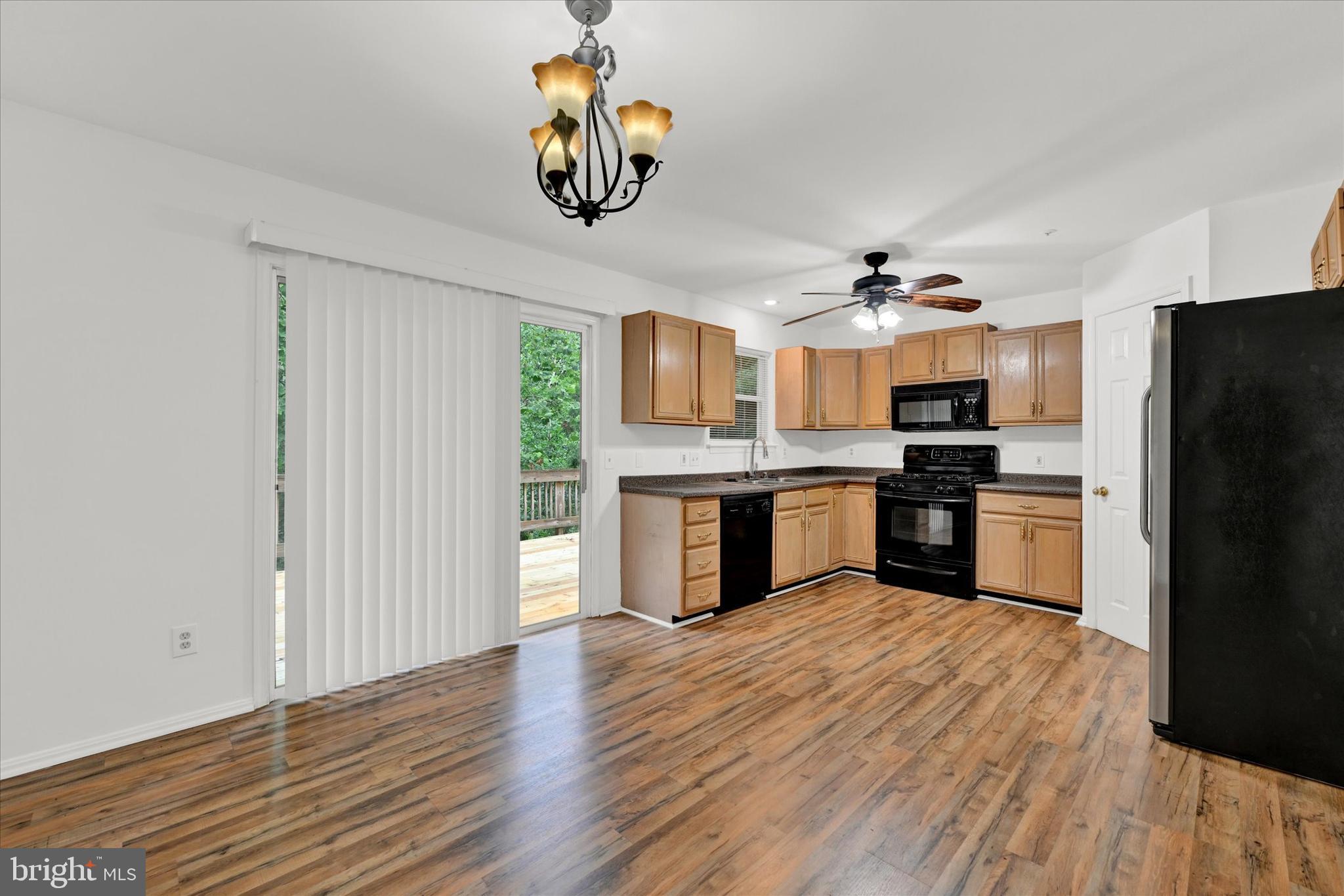 ROSEDALE - Residential