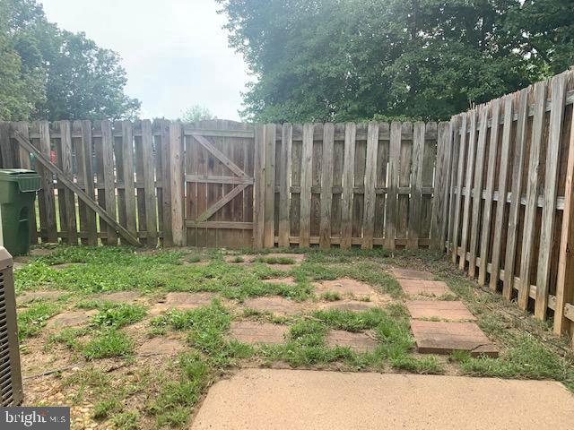 VILLAGES OF SALEM STATION - Residential Lease