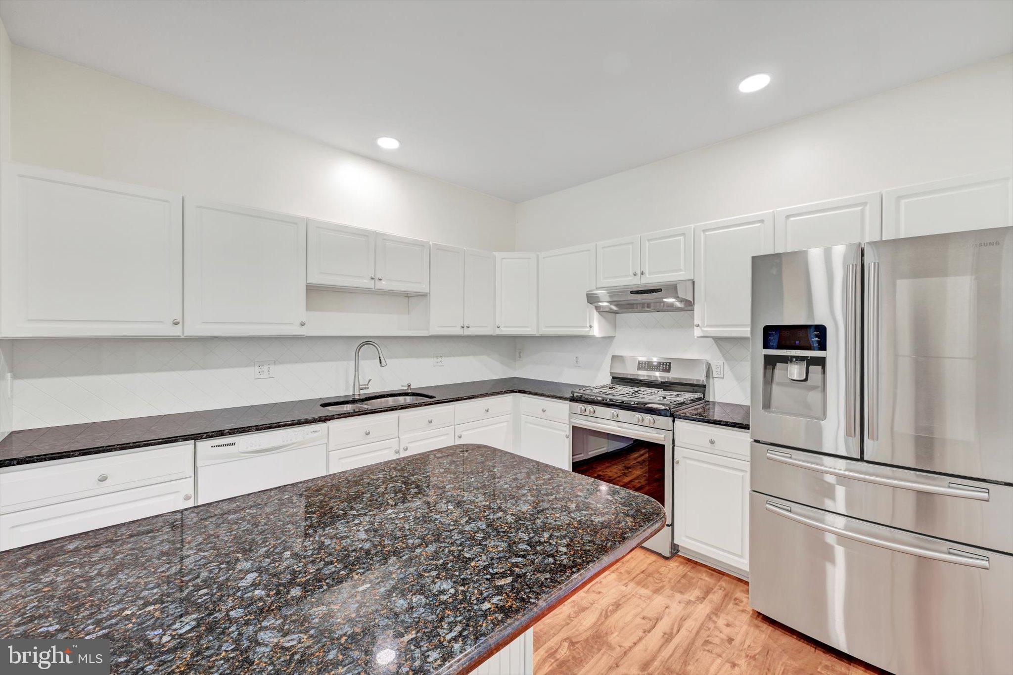 CROSSGATES - Residential