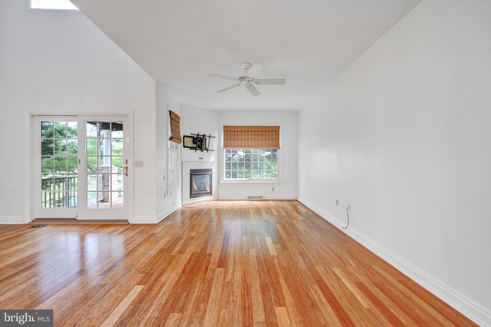 CROSSGATES - Residential