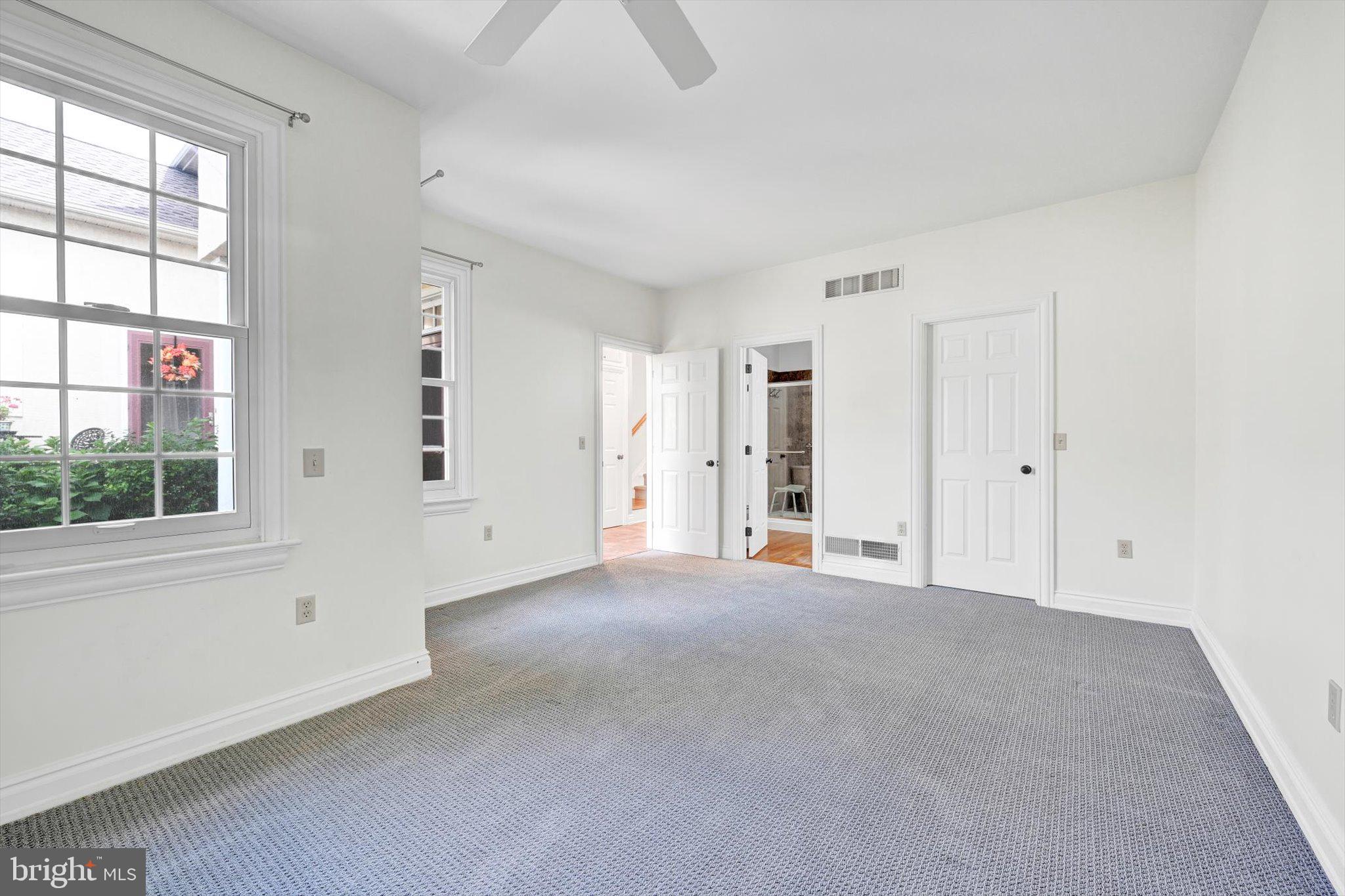 CROSSGATES - Residential