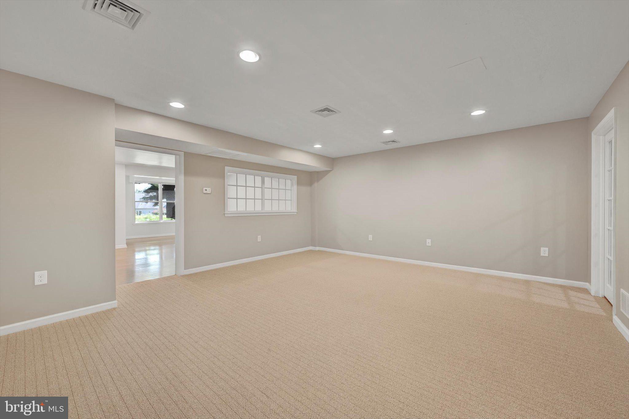 CROSSGATES - Residential