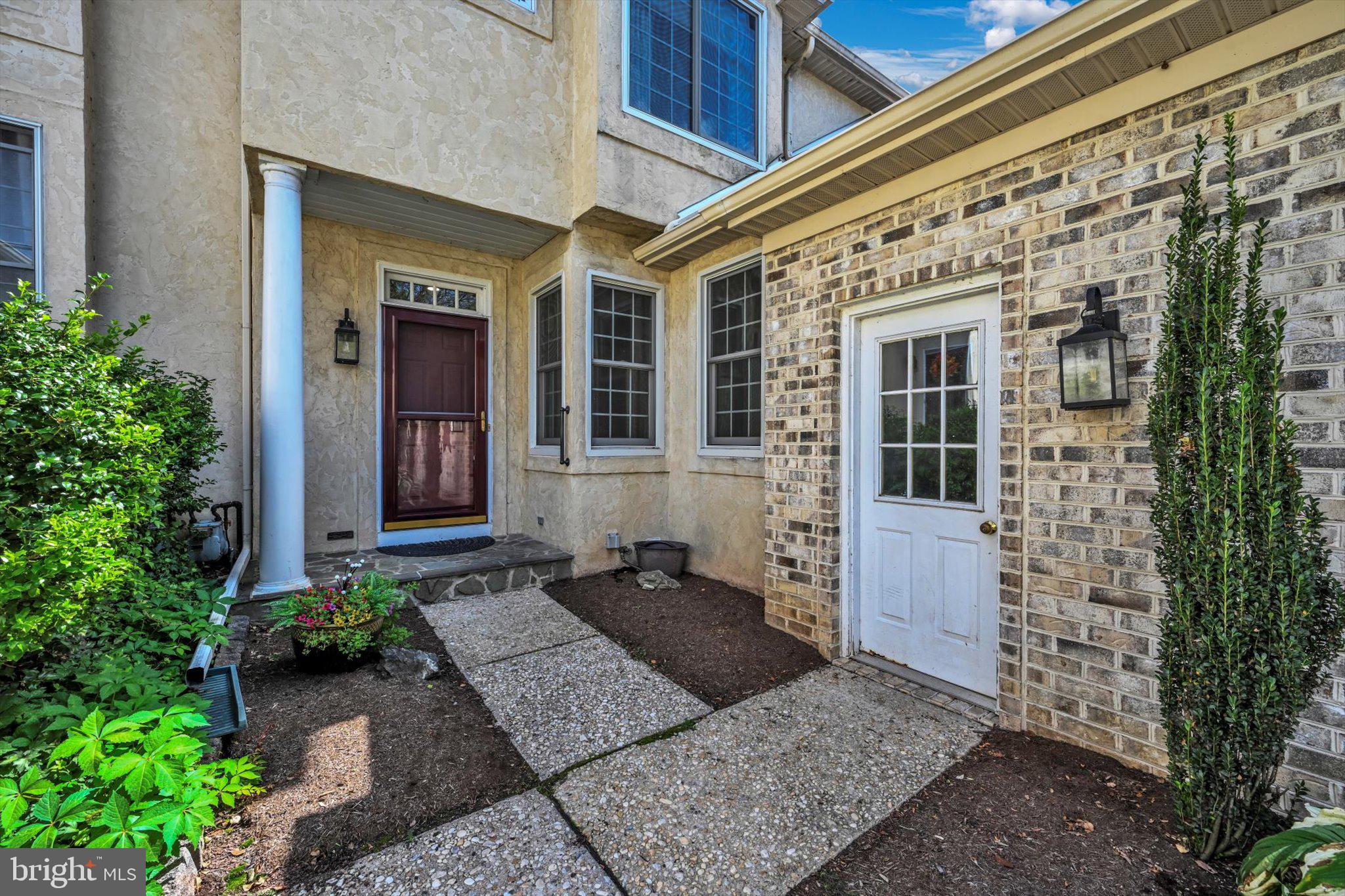 CROSSGATES - Residential