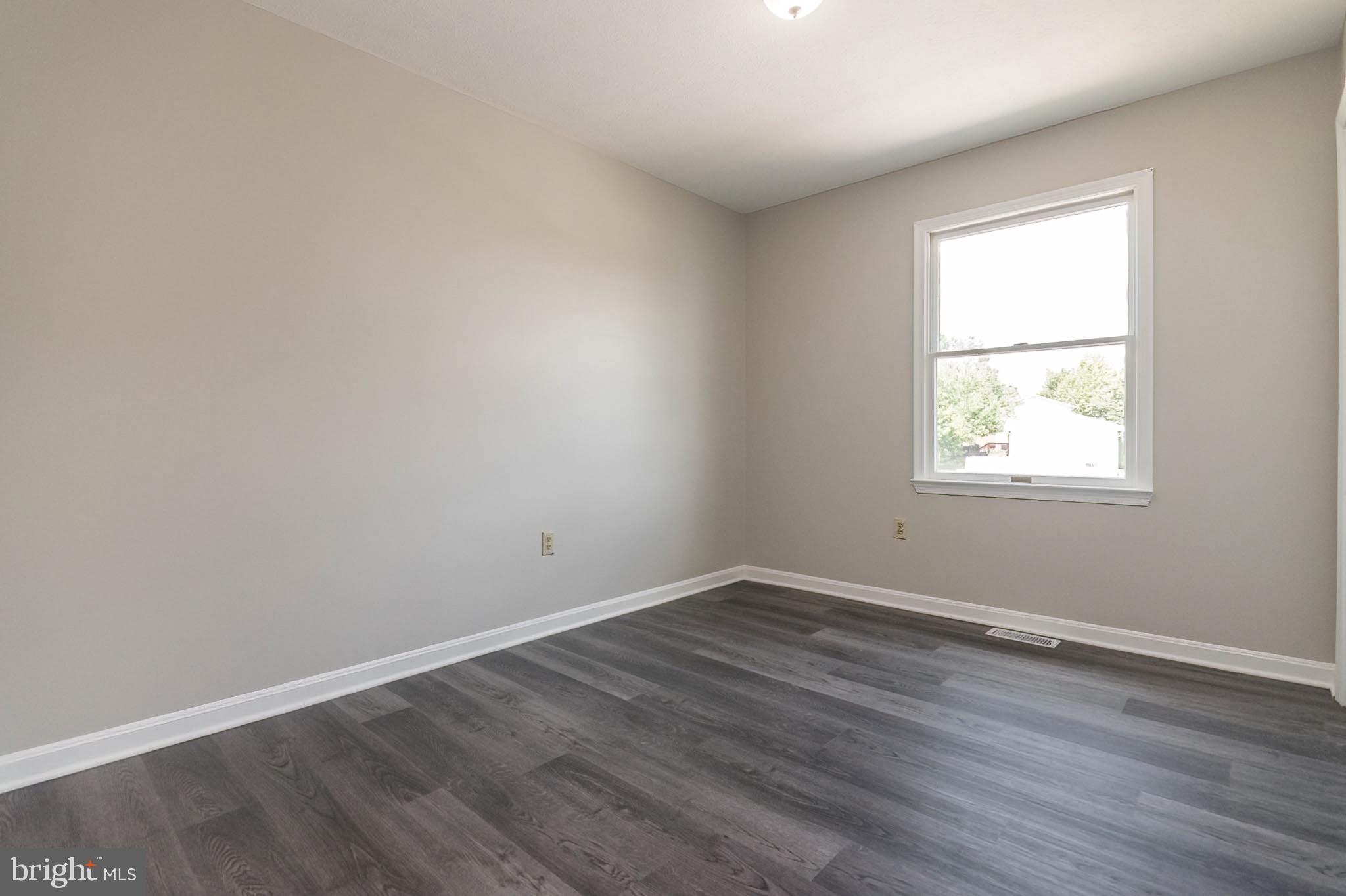 OPEQUON MEADOWS - Residential