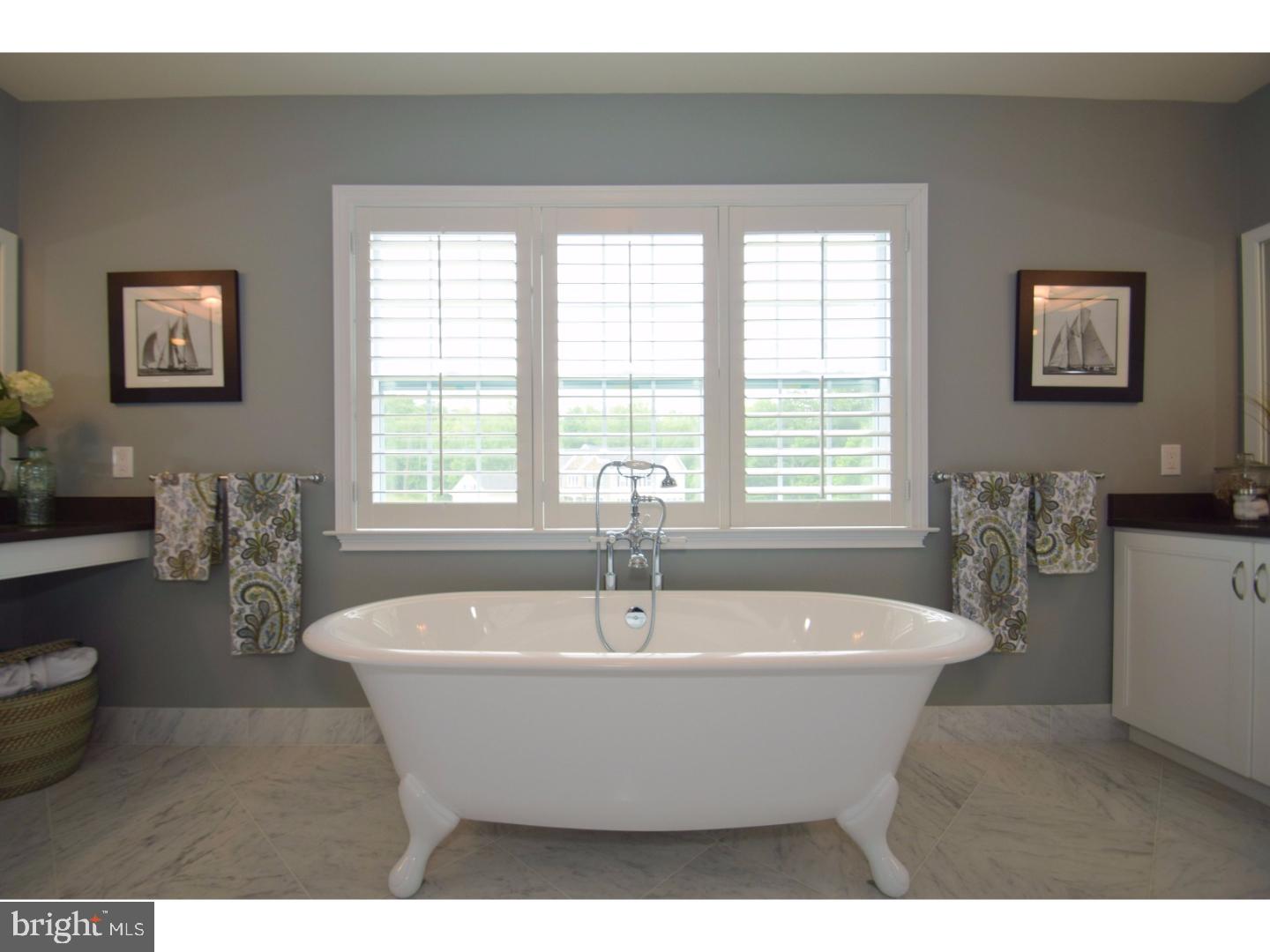 DUTCHESS FARM ESTS - Residential