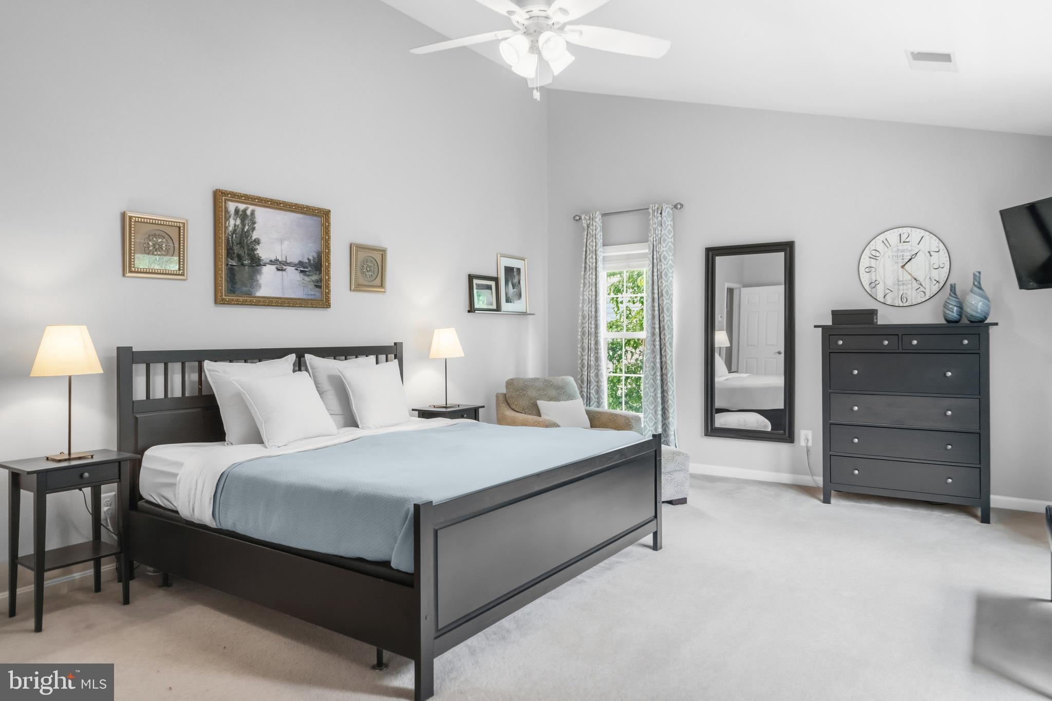 BROADLANDS - Residential