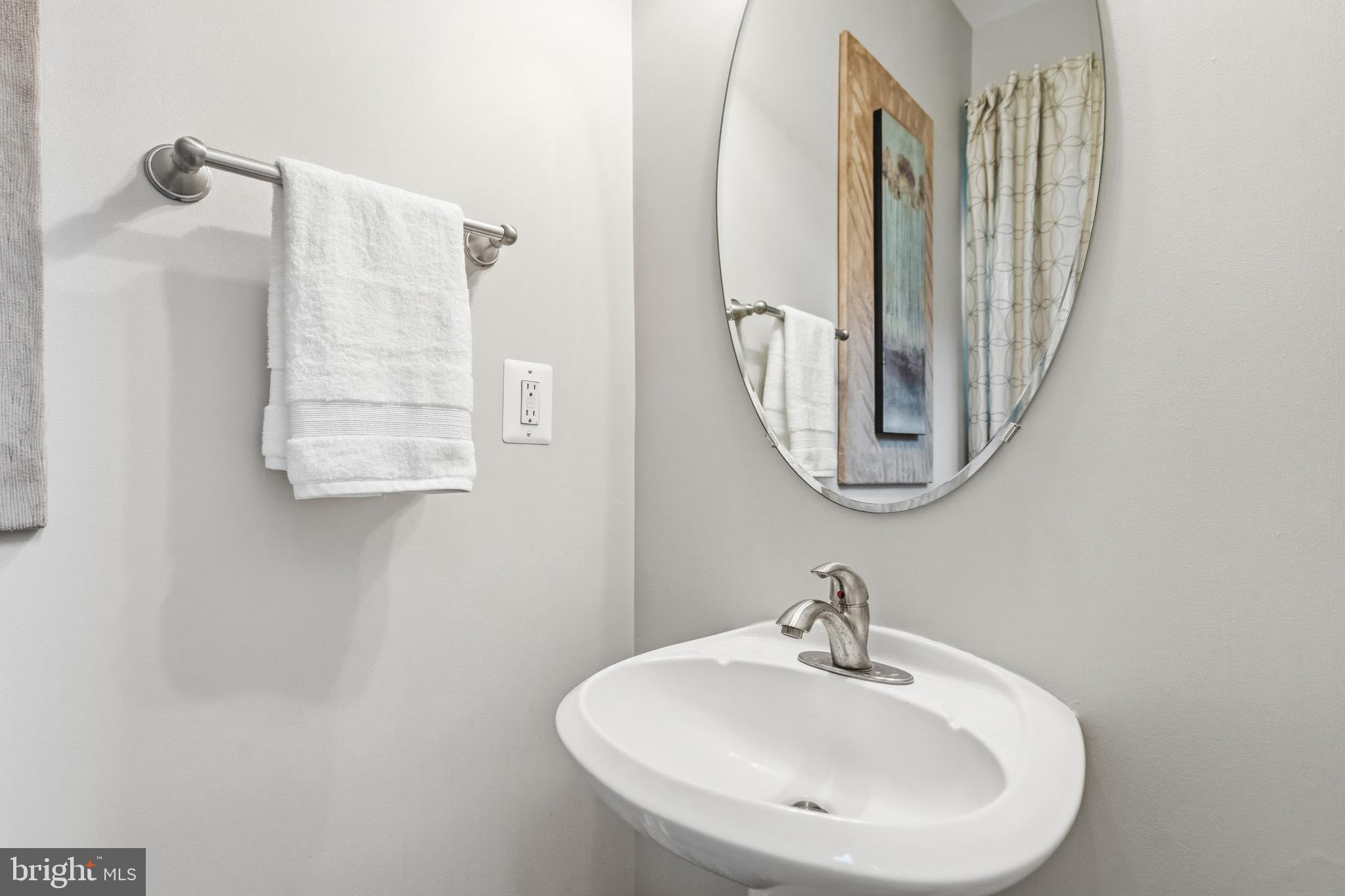 BROADLANDS - Residential