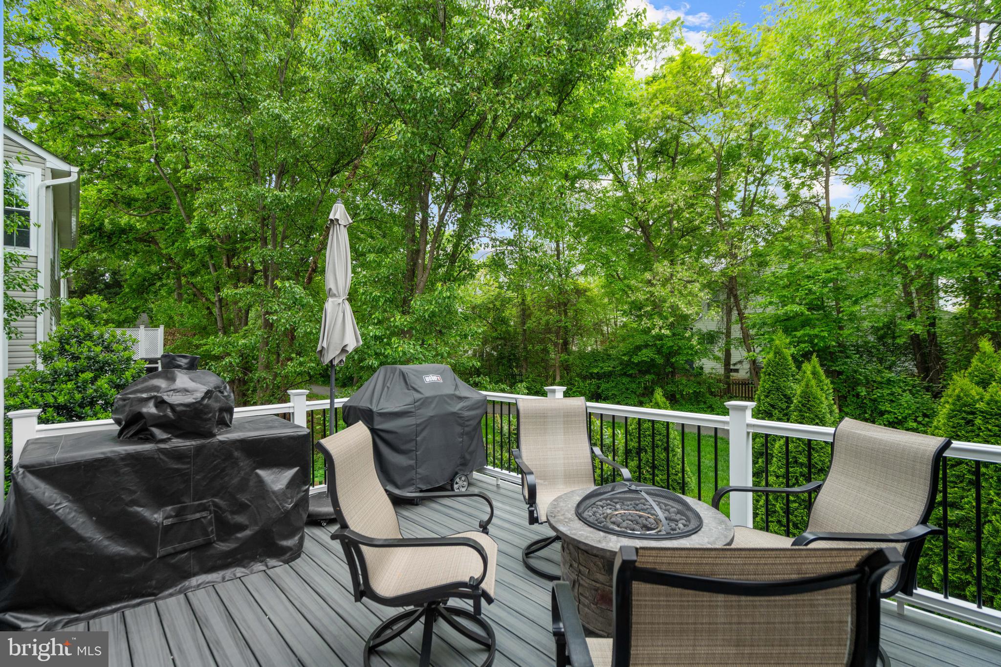 BROADLANDS - Residential