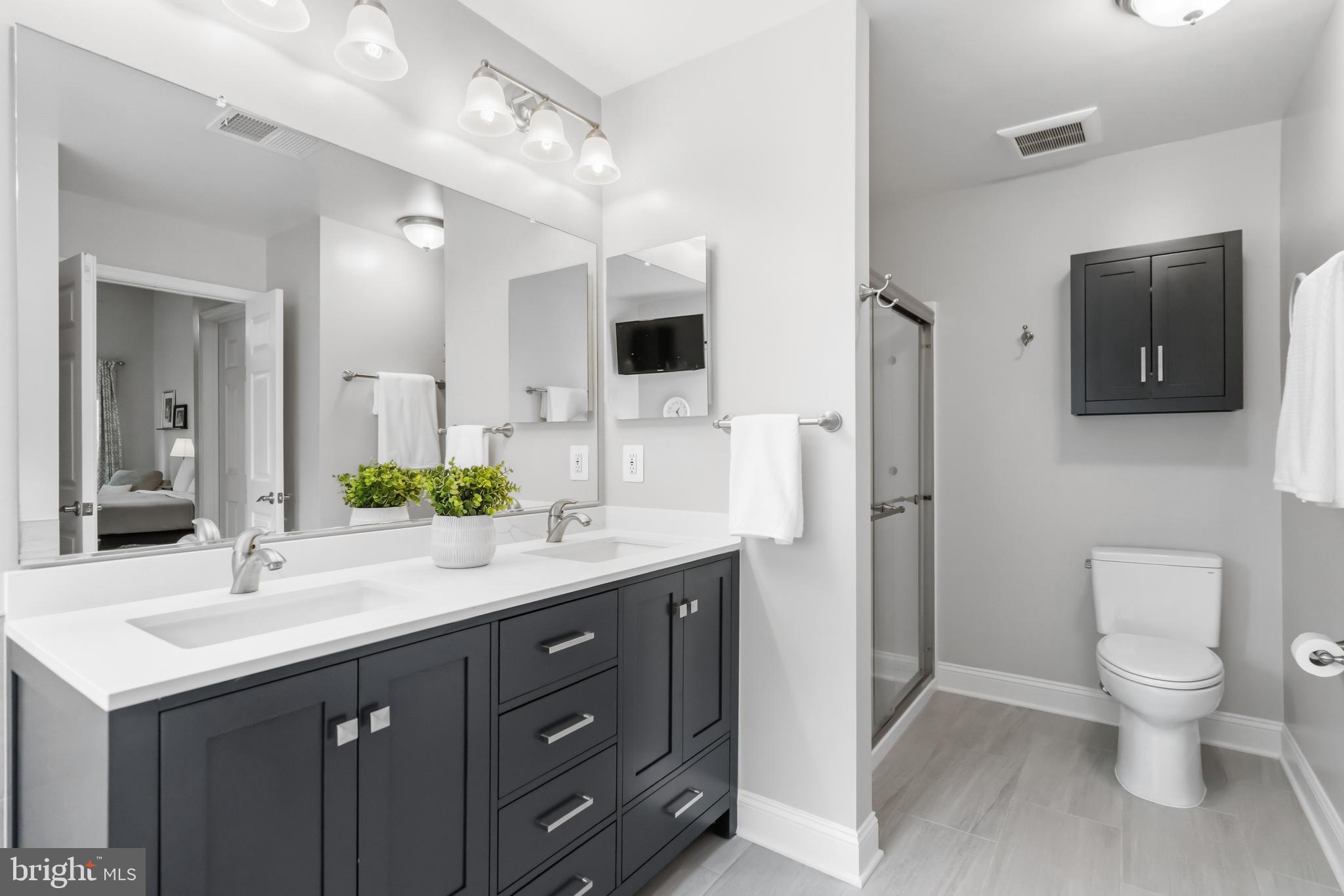 BROADLANDS - Residential