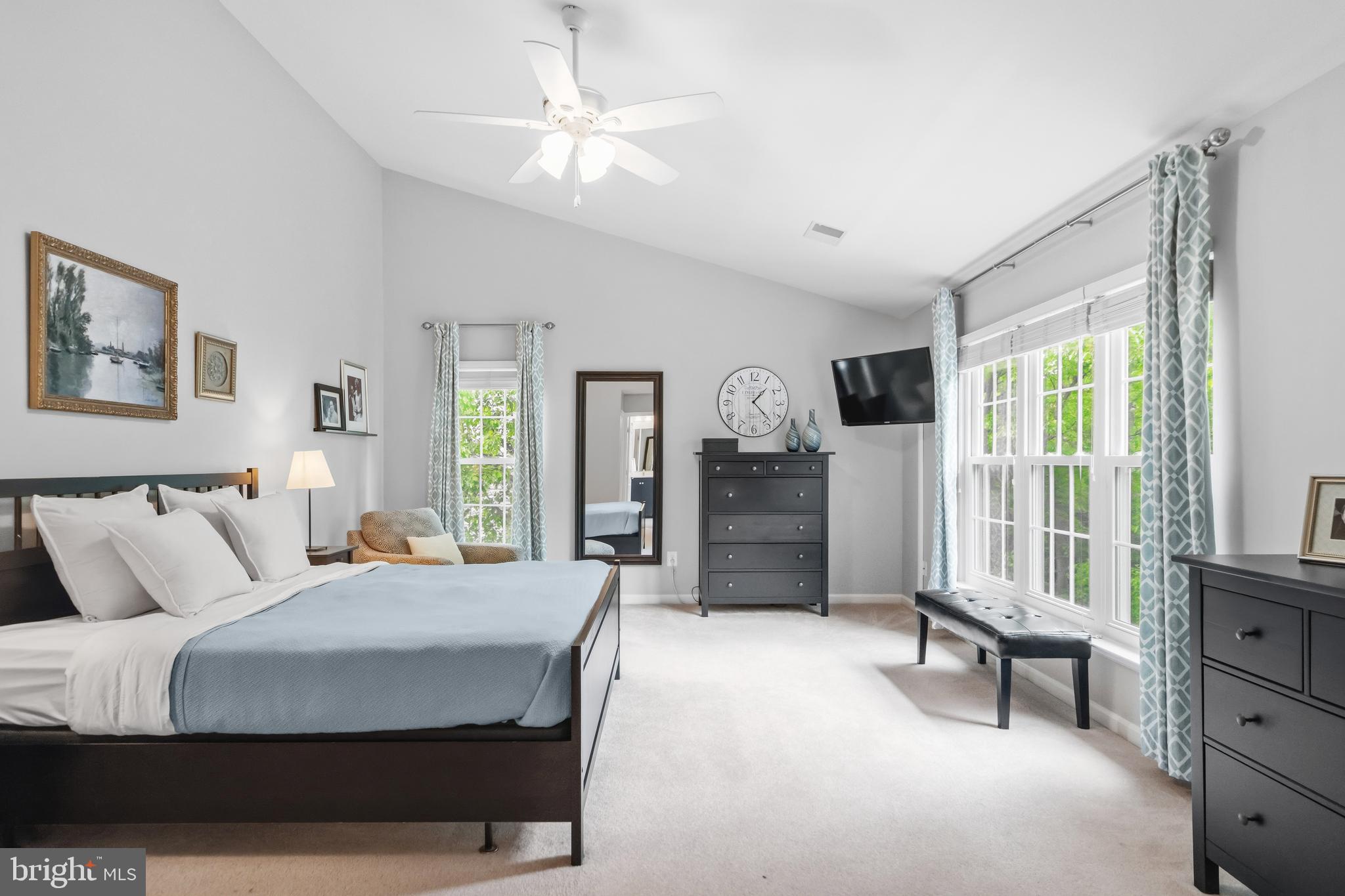 BROADLANDS - Residential