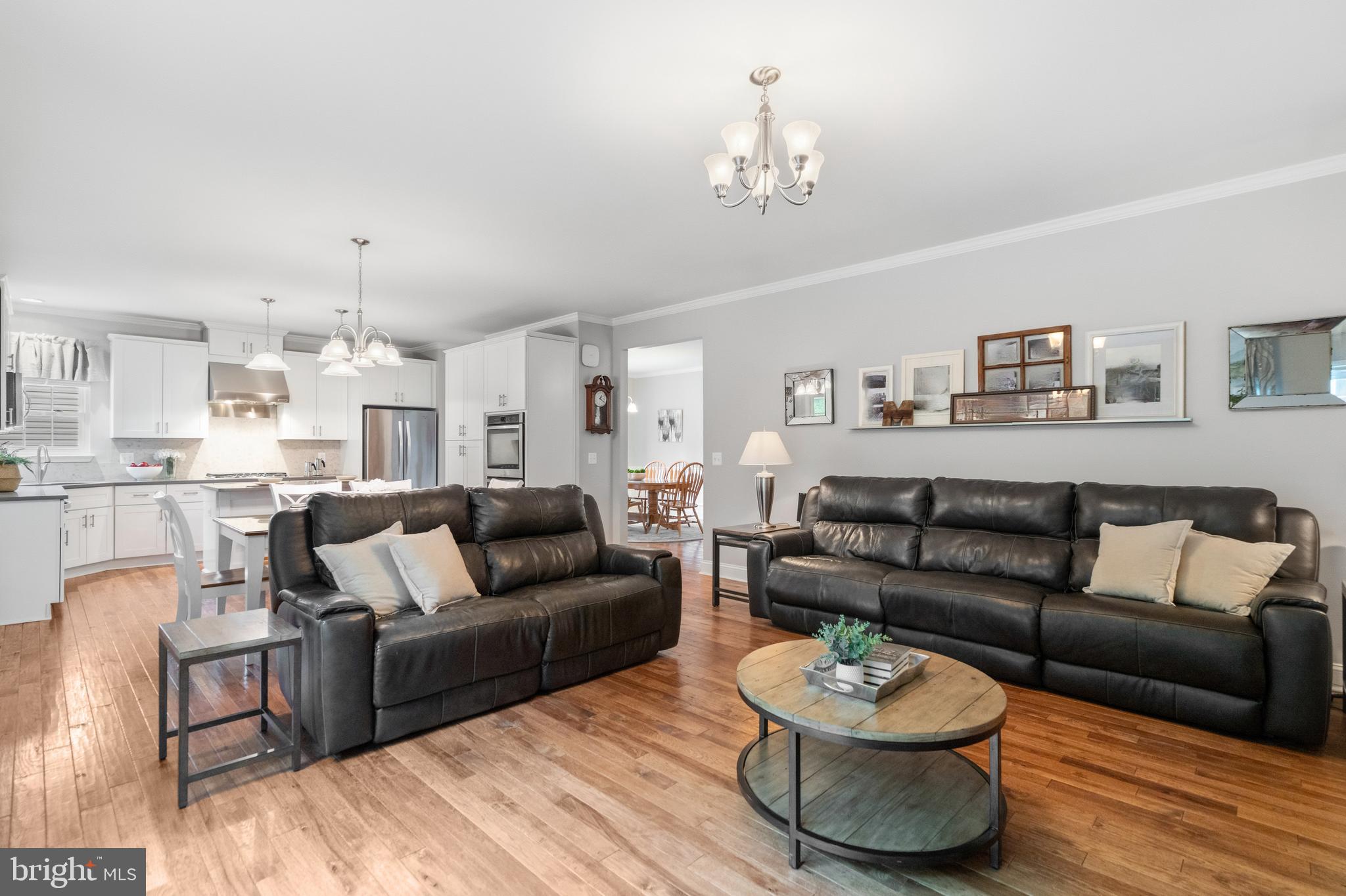 BROADLANDS - Residential