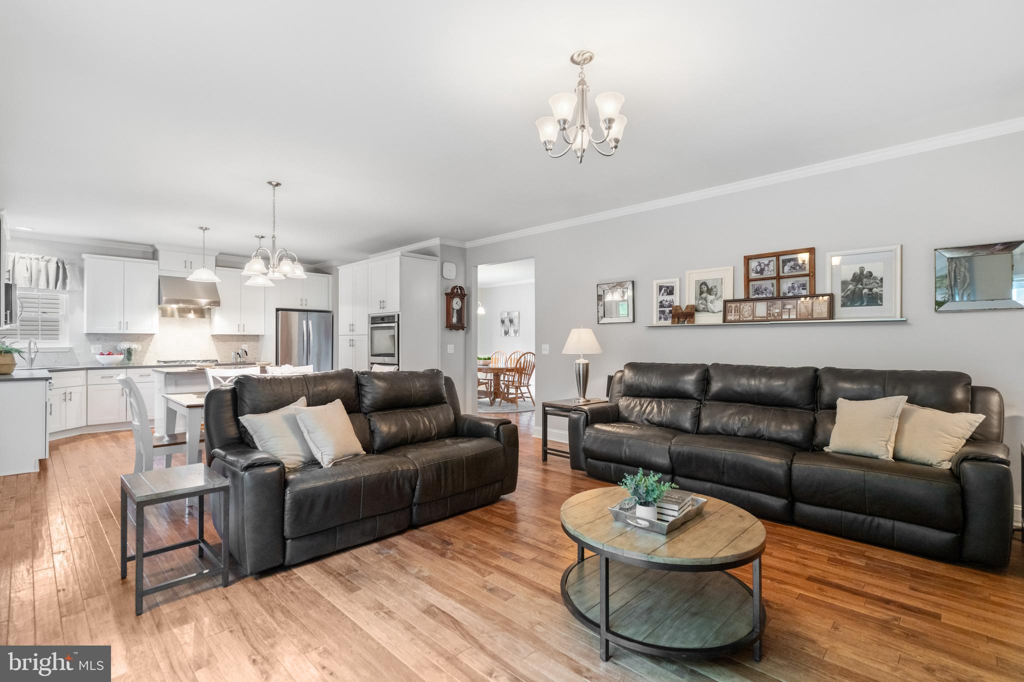 BROADLANDS - Residential
