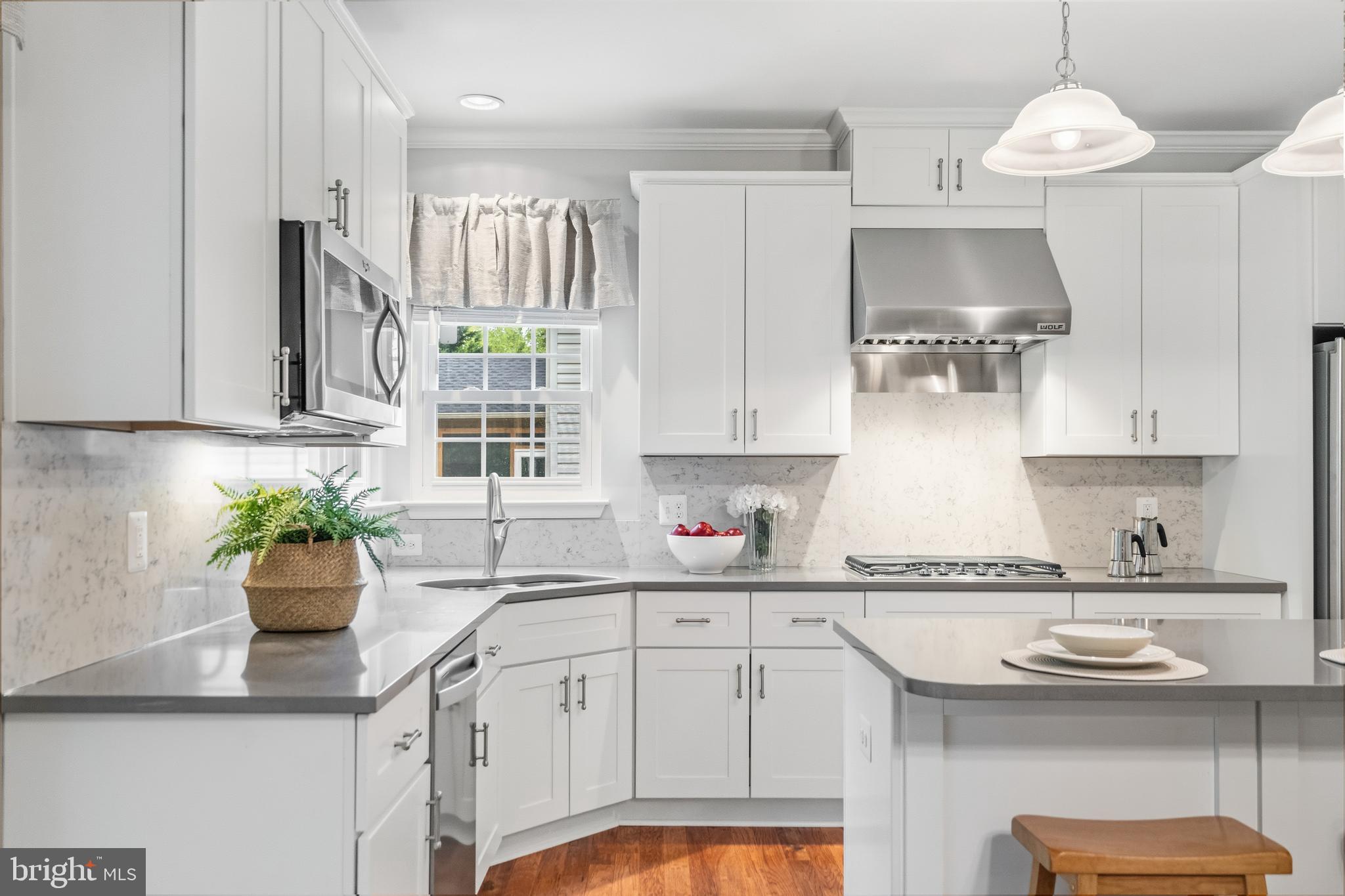 BROADLANDS - Residential