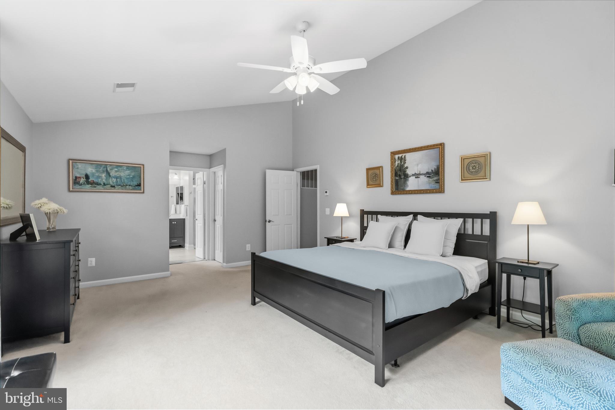 BROADLANDS - Residential