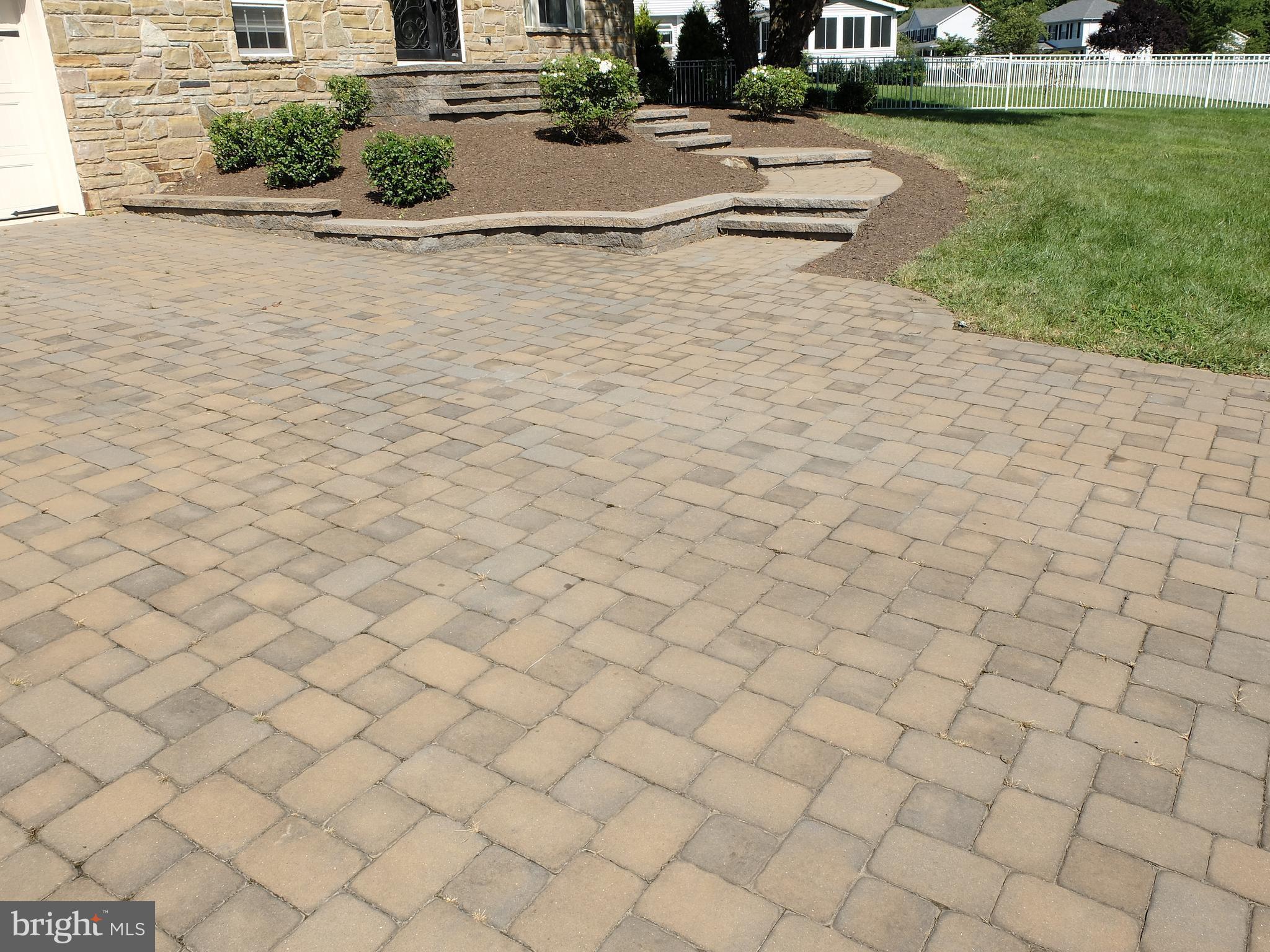 WINDEMERE - Residential