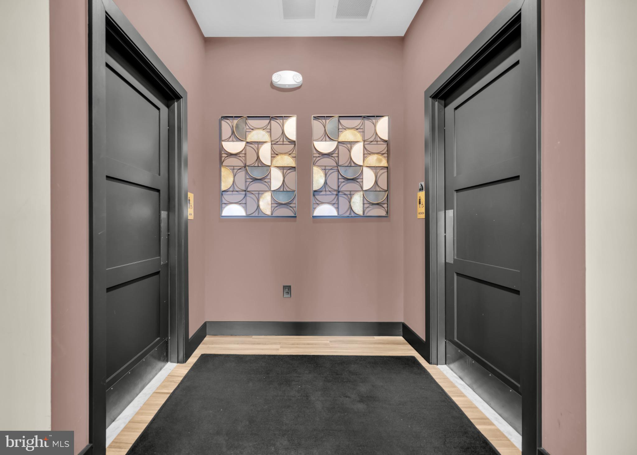 SOUTHLAKE - Residential