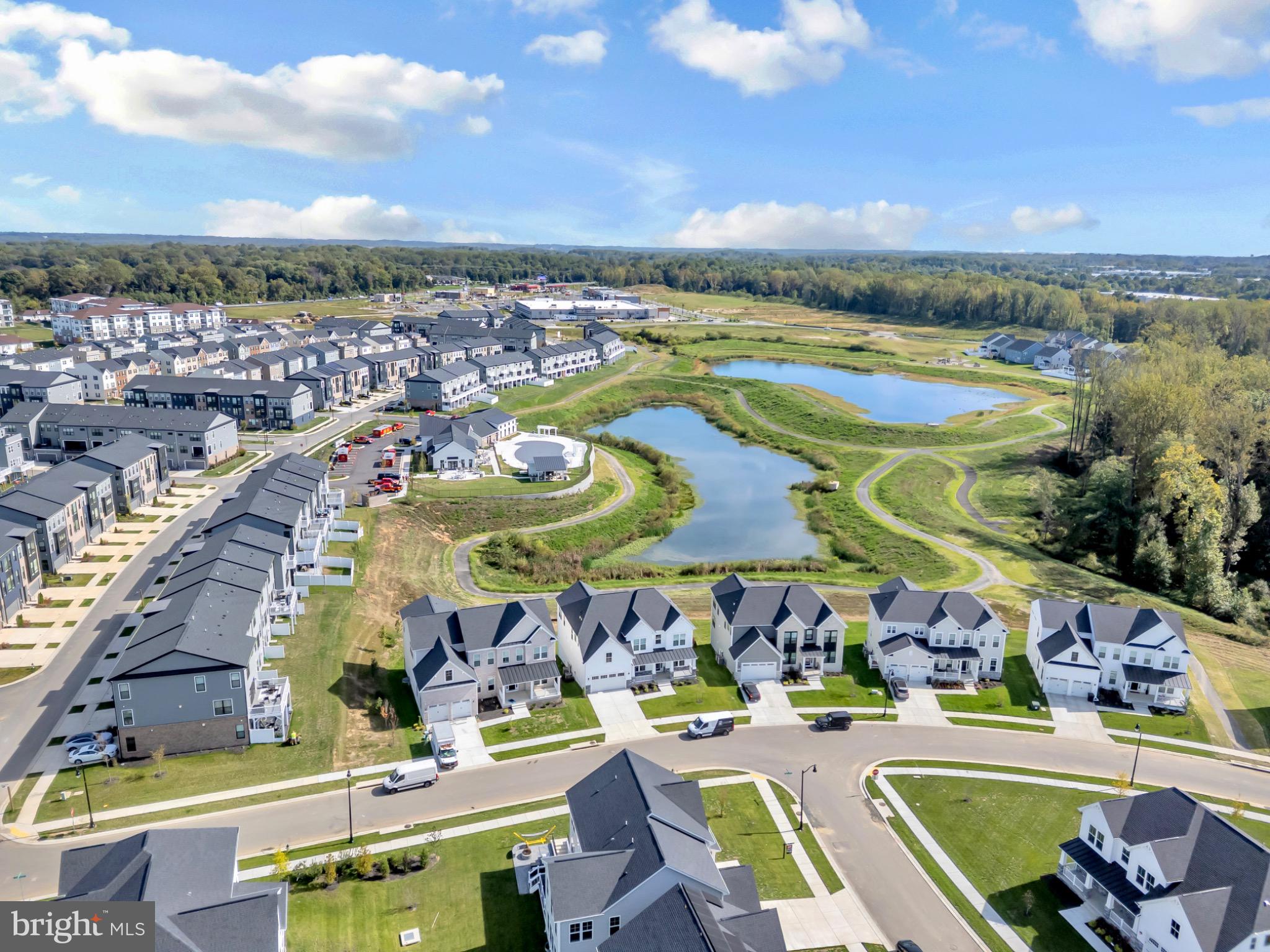 SOUTHLAKE - Residential