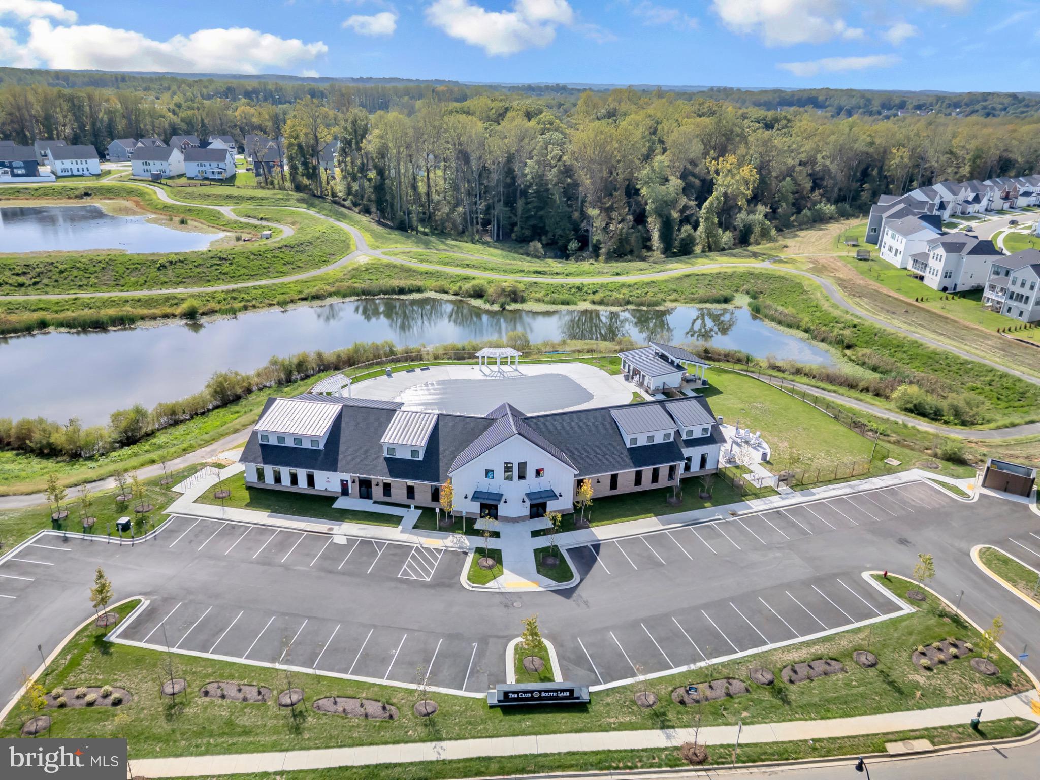 SOUTHLAKE - Residential