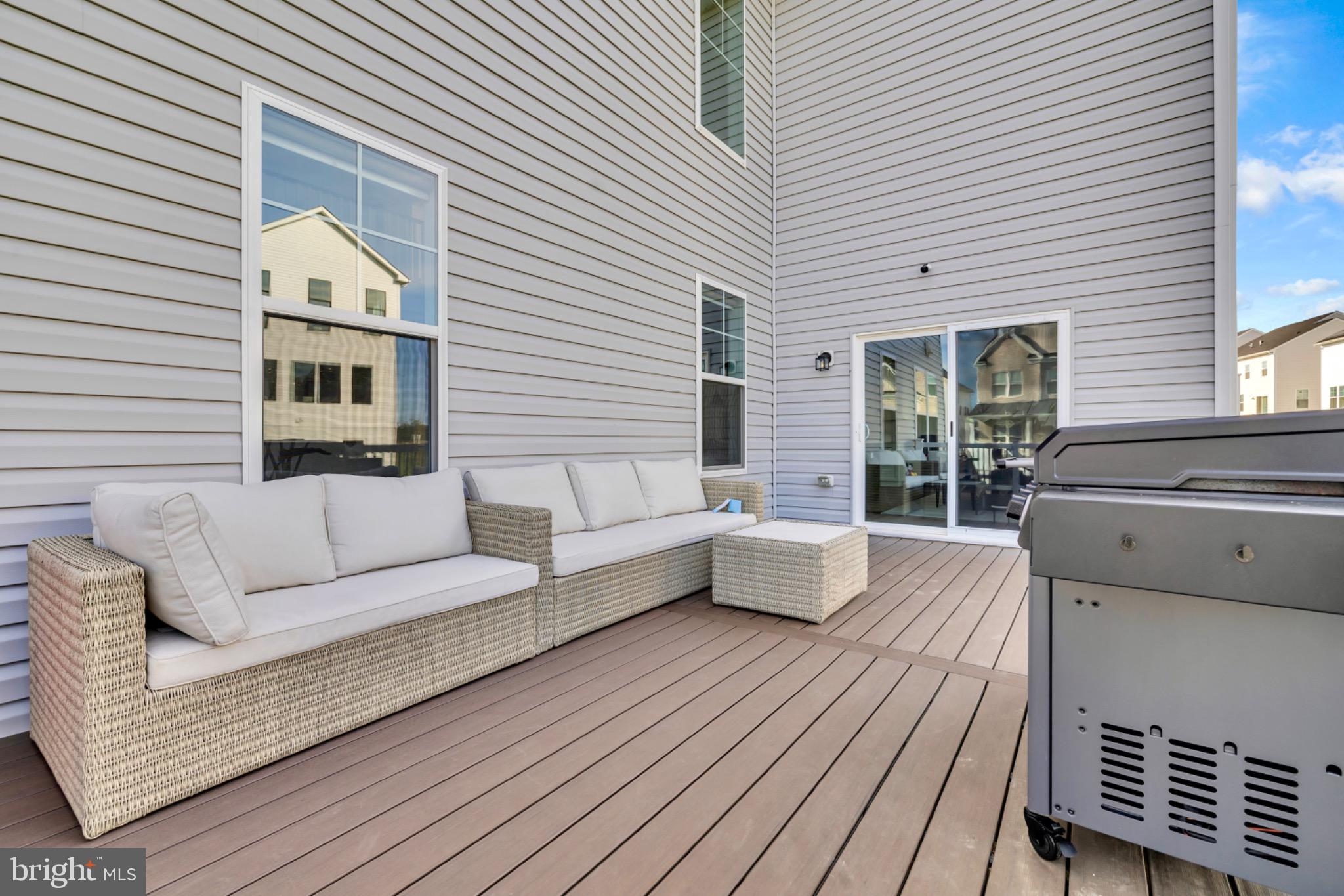 SOUTHLAKE - Residential