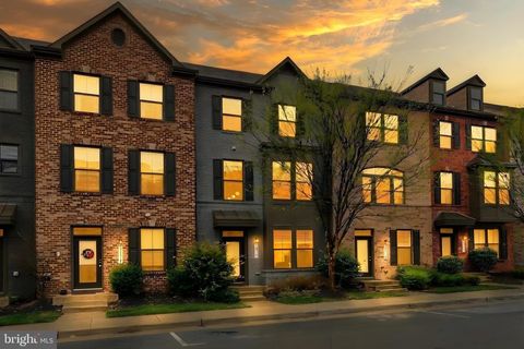 Photo of 22317 Seabring Terrace, ASHBURN, VA 20148 (MLS # VALO2117516)