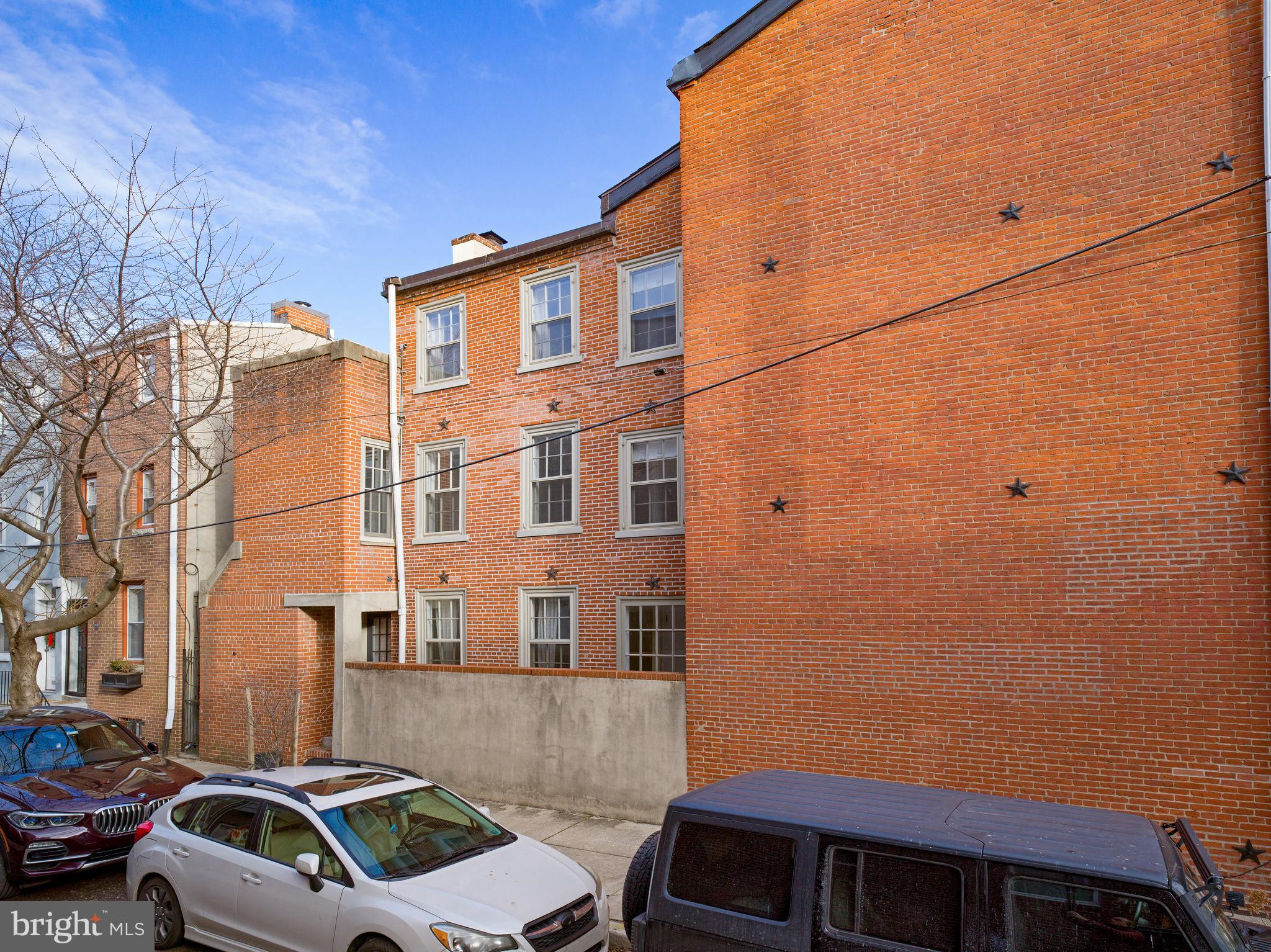 223 CARPENTER STREET