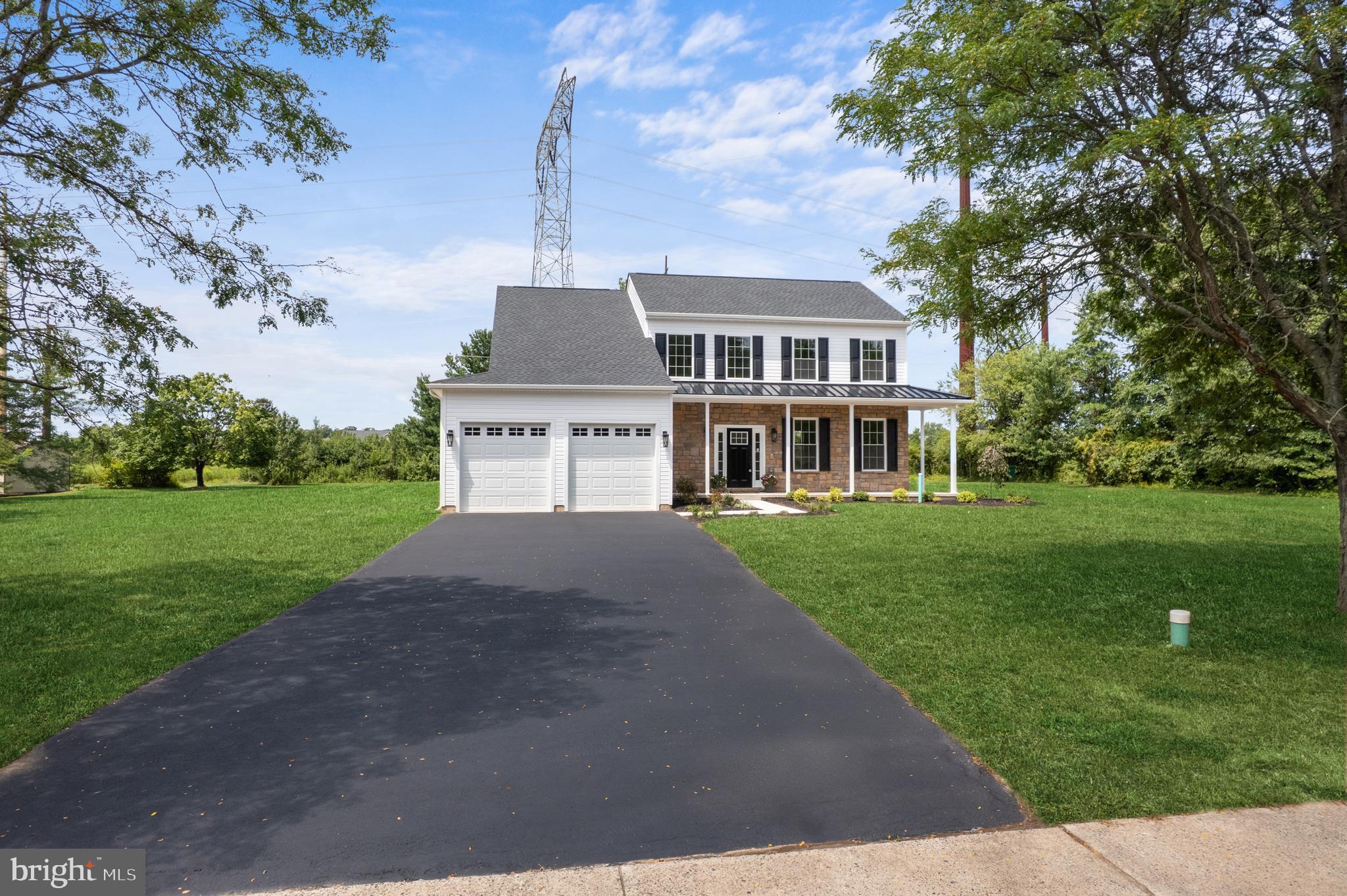 820 WATERFORD DRIVE