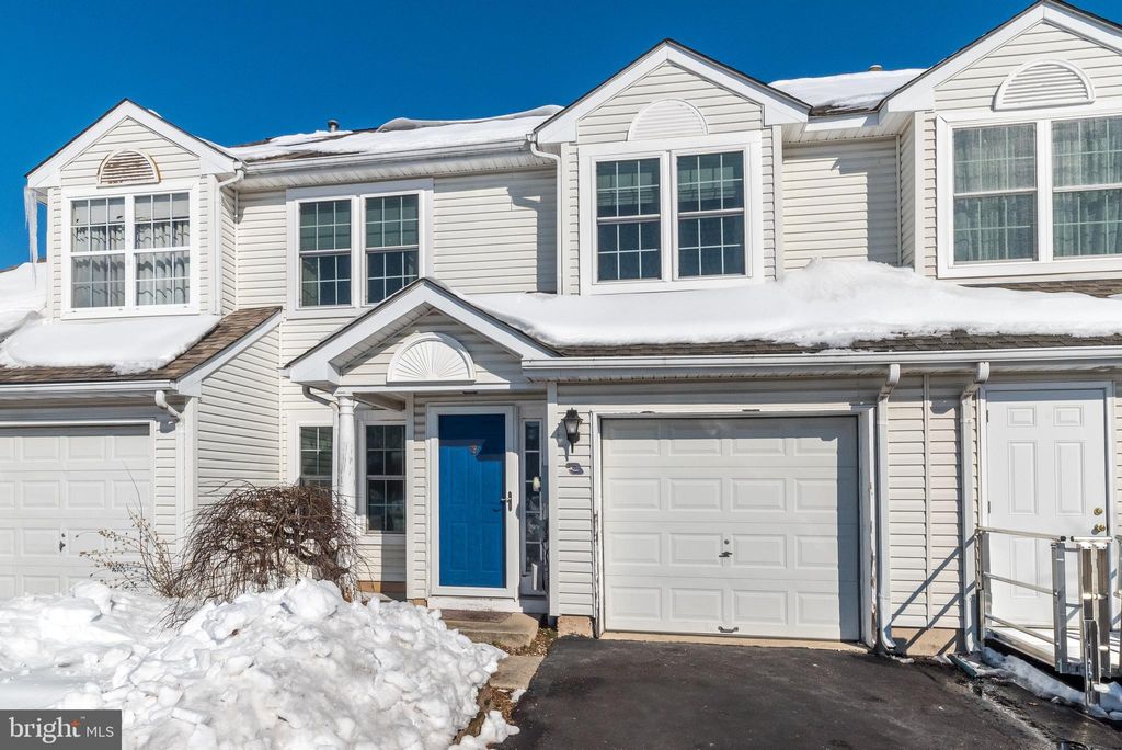 Photo of 3 Glen Meadow Court, QUAKERTOWN, PA 18951 (MLS # PABU2113528)