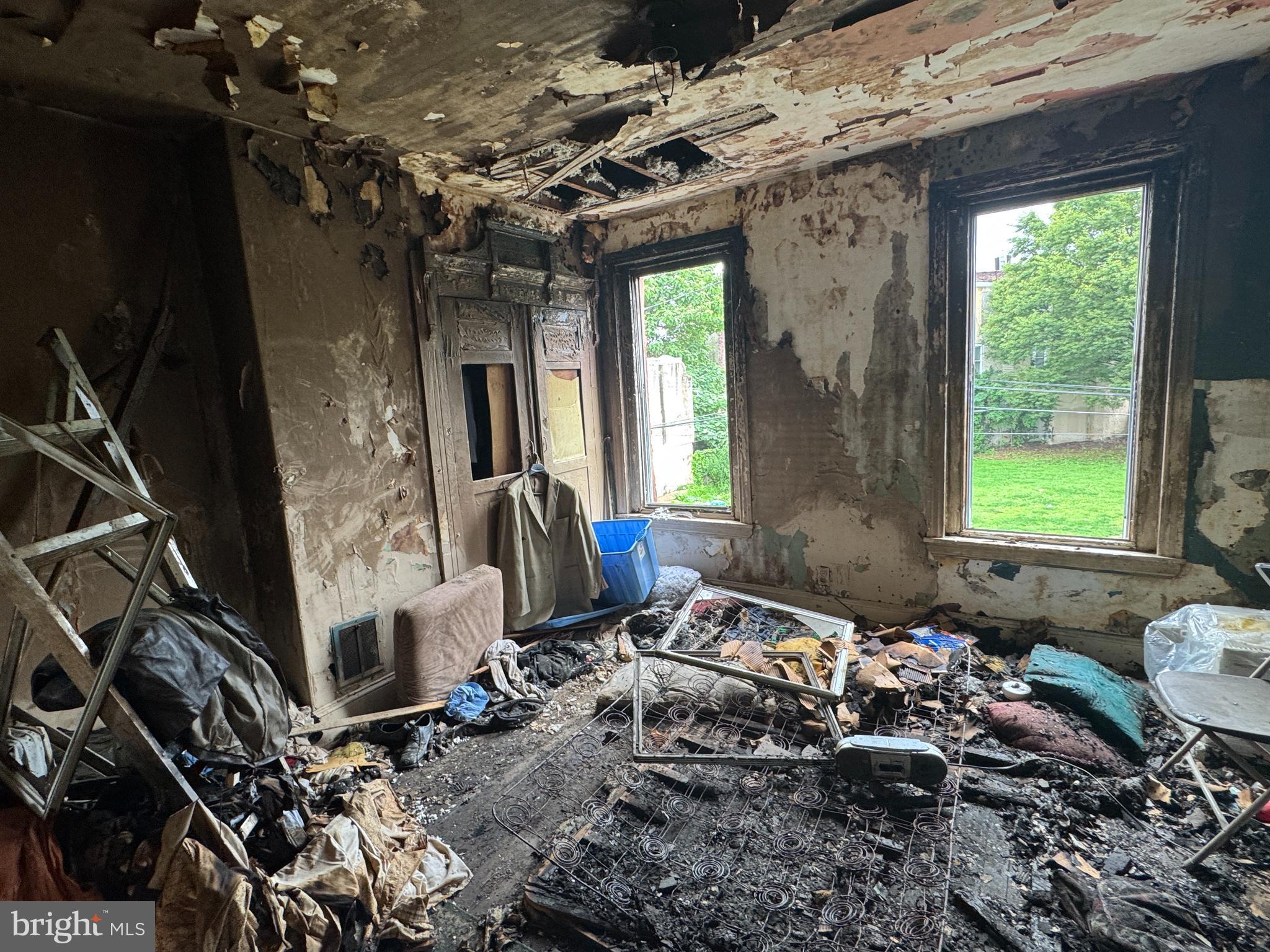 STRAWBERRY MANSION - Residential