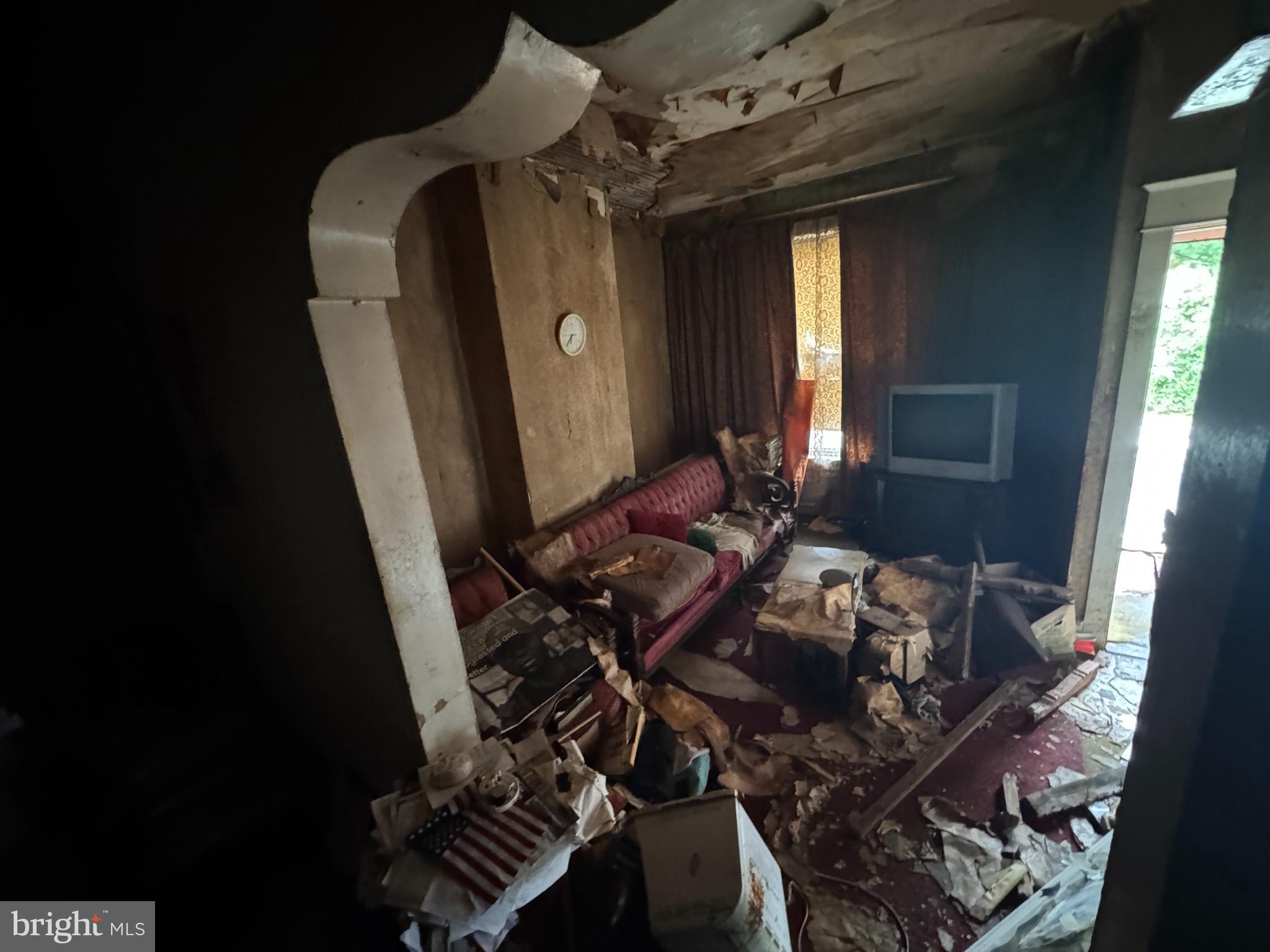 STRAWBERRY MANSION - Residential