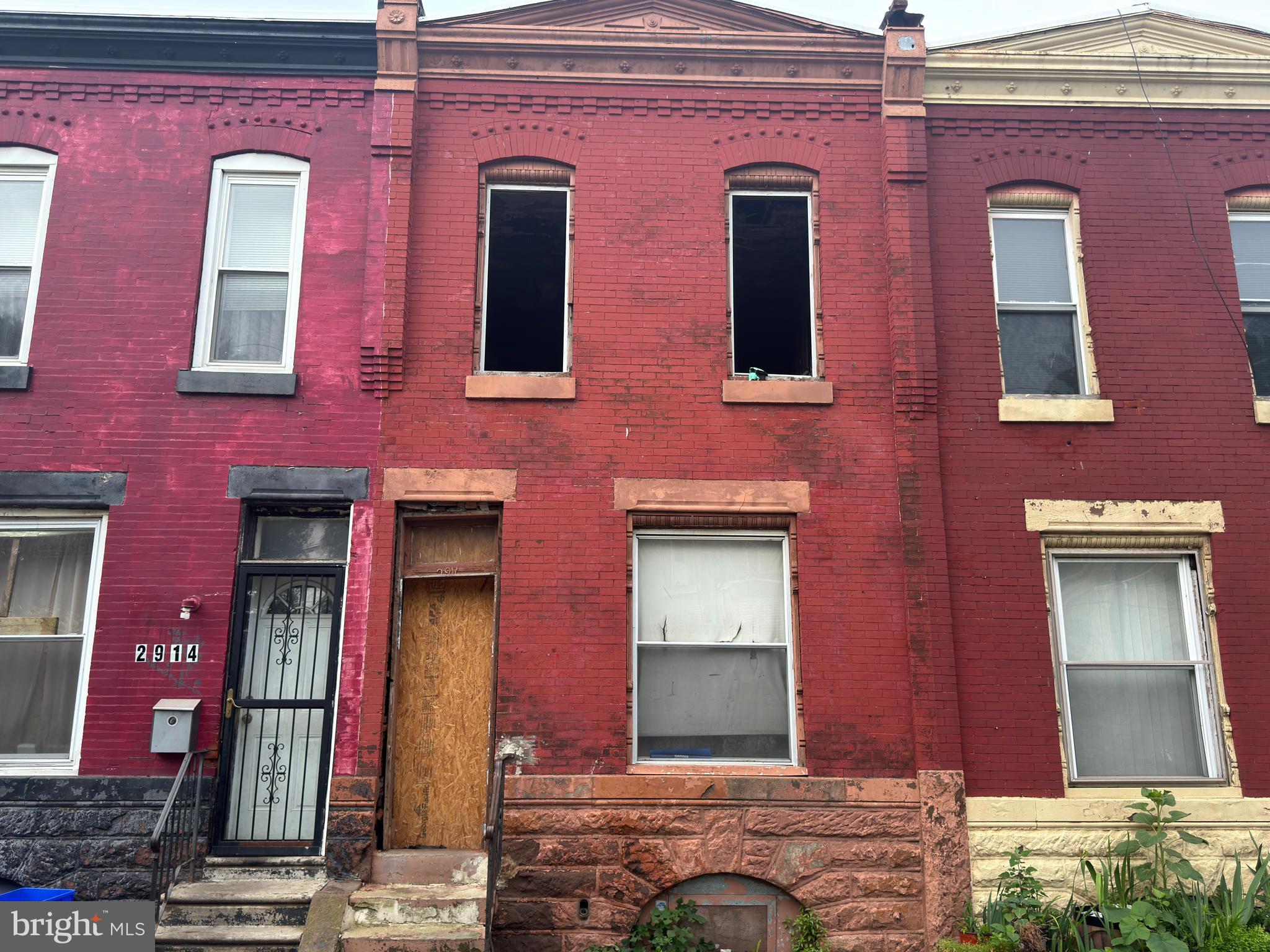 STRAWBERRY MANSION - Residential