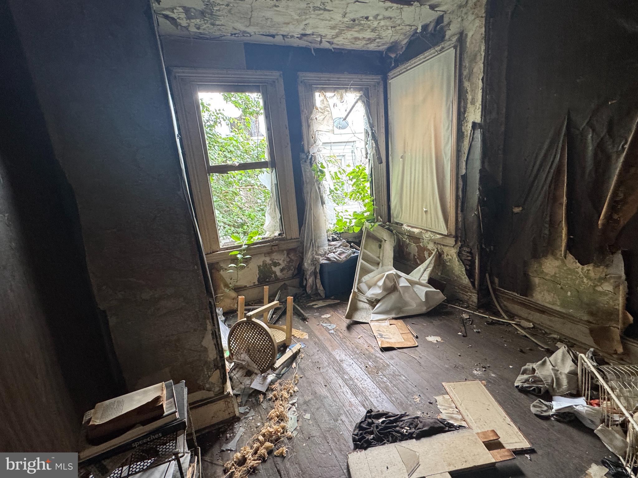 STRAWBERRY MANSION - Residential