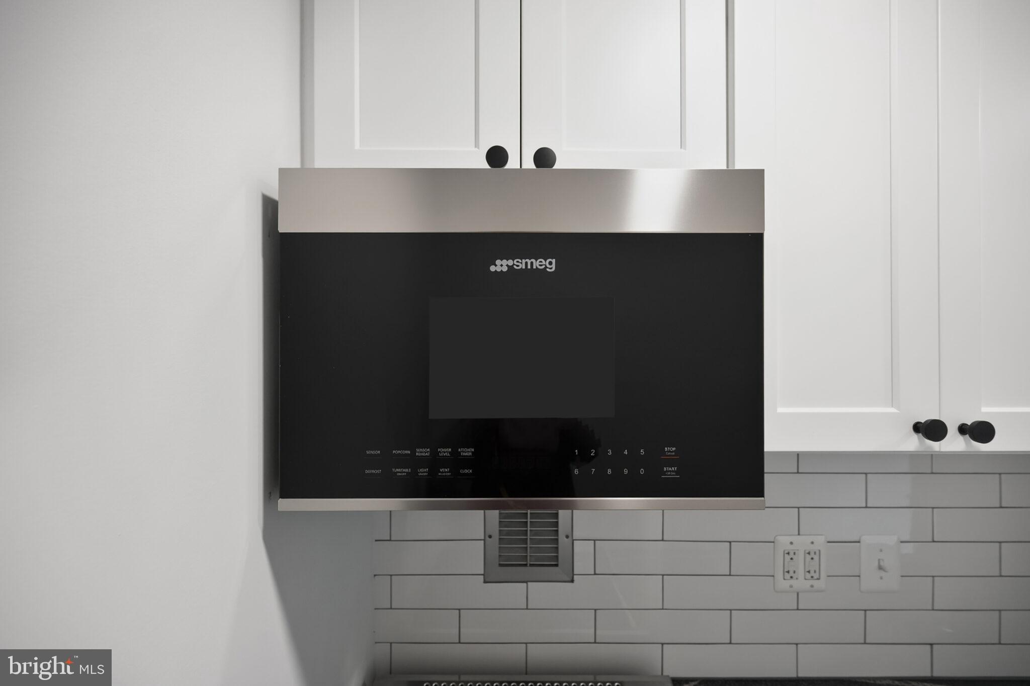 RIVER PLACE - Residential