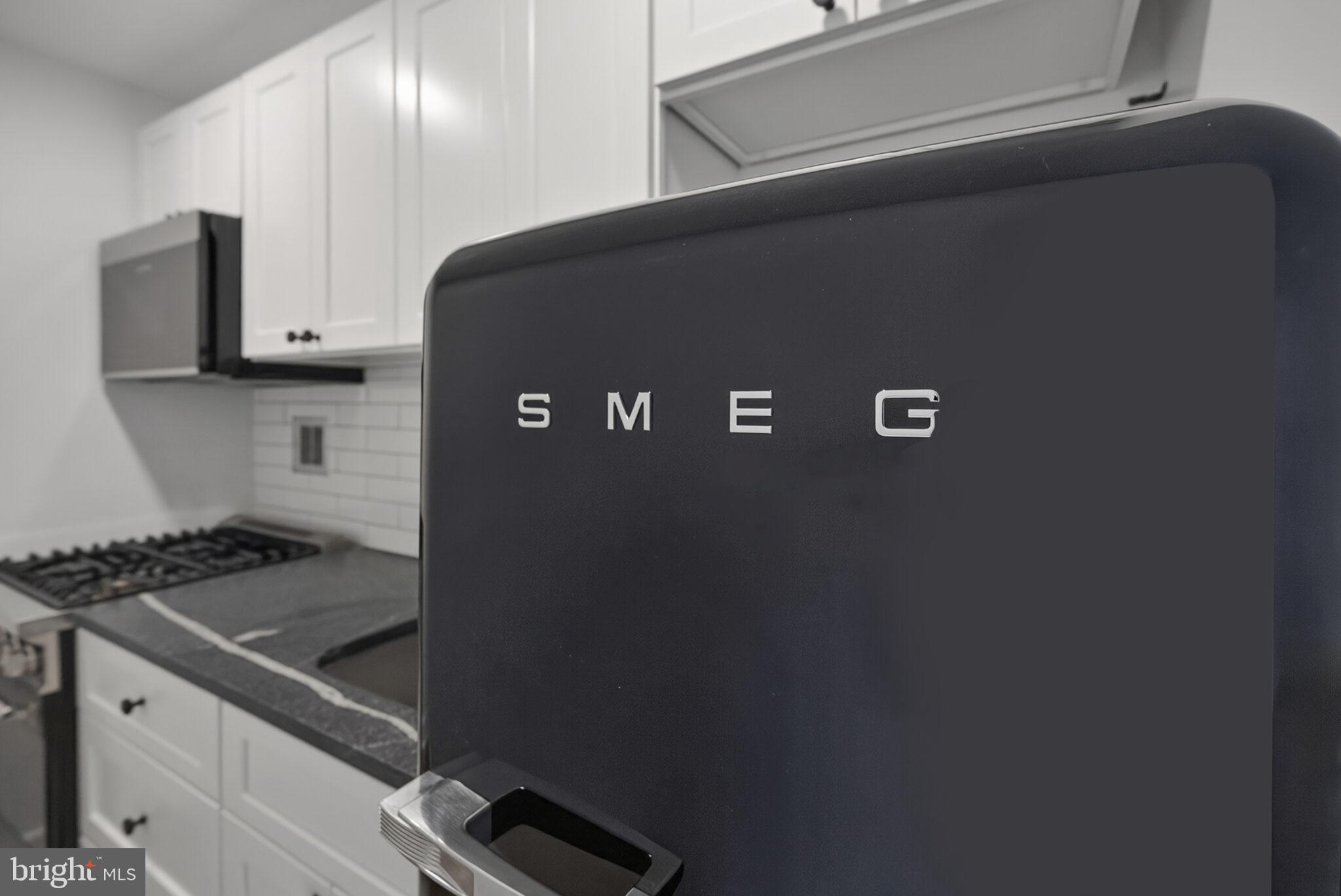 RIVER PLACE - Residential