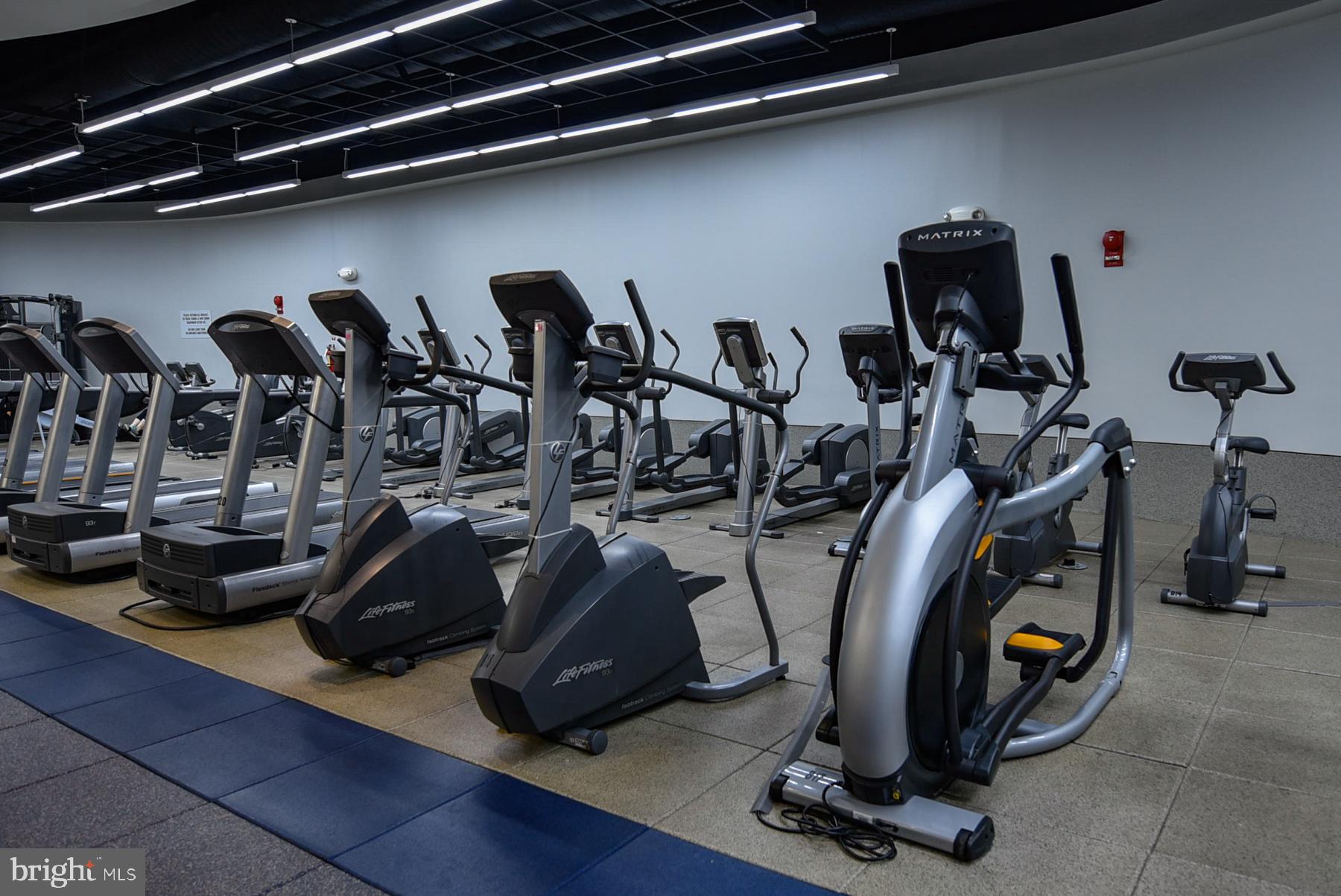 RIVER PLACE - Residential