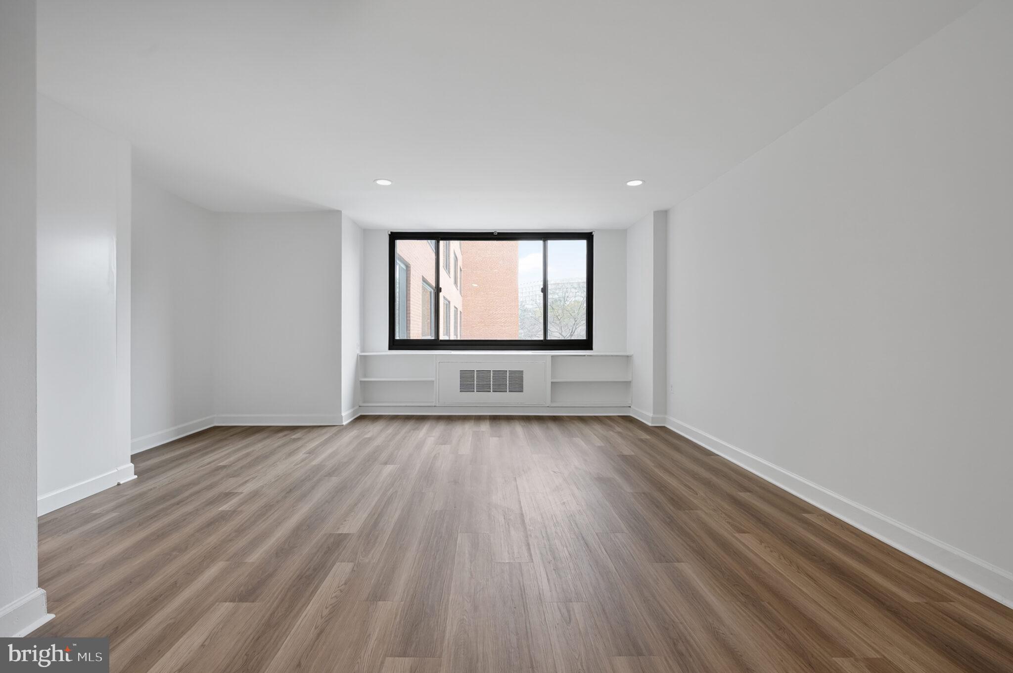 1011 ARLINGTON BOULEVARD 501